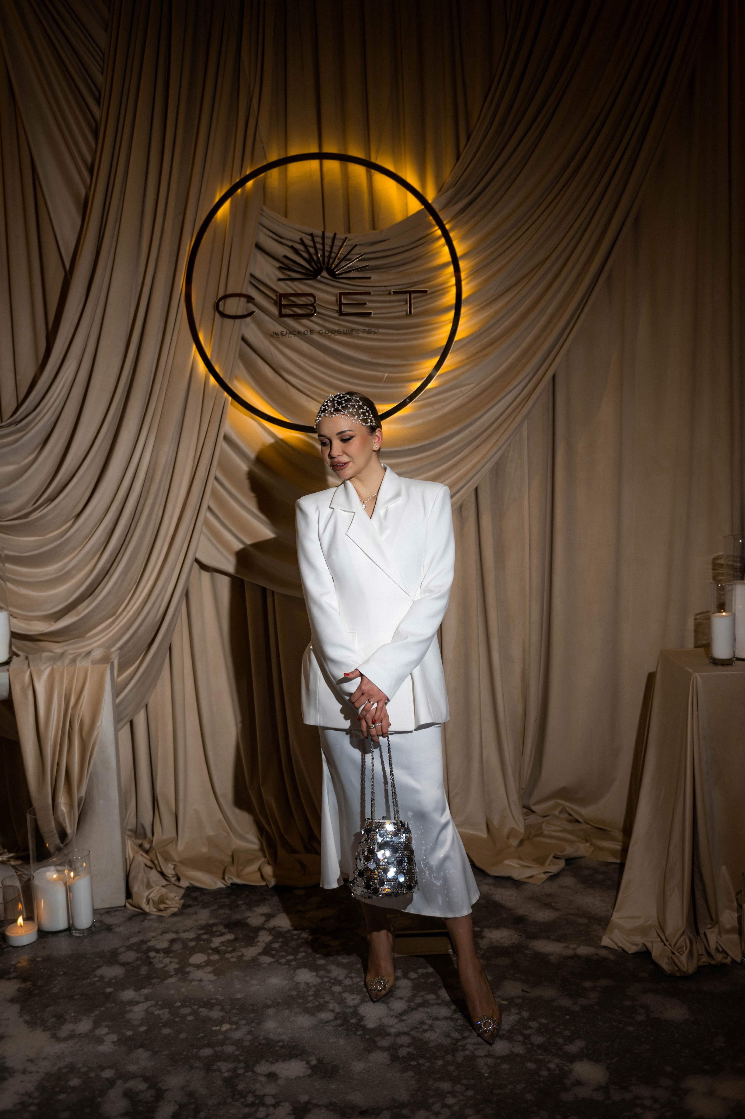 Light. Свадебный фотограф МОСКВА, КРЫМ, СМОЛЕНСК АЛЯ КОНОВАЛОВА