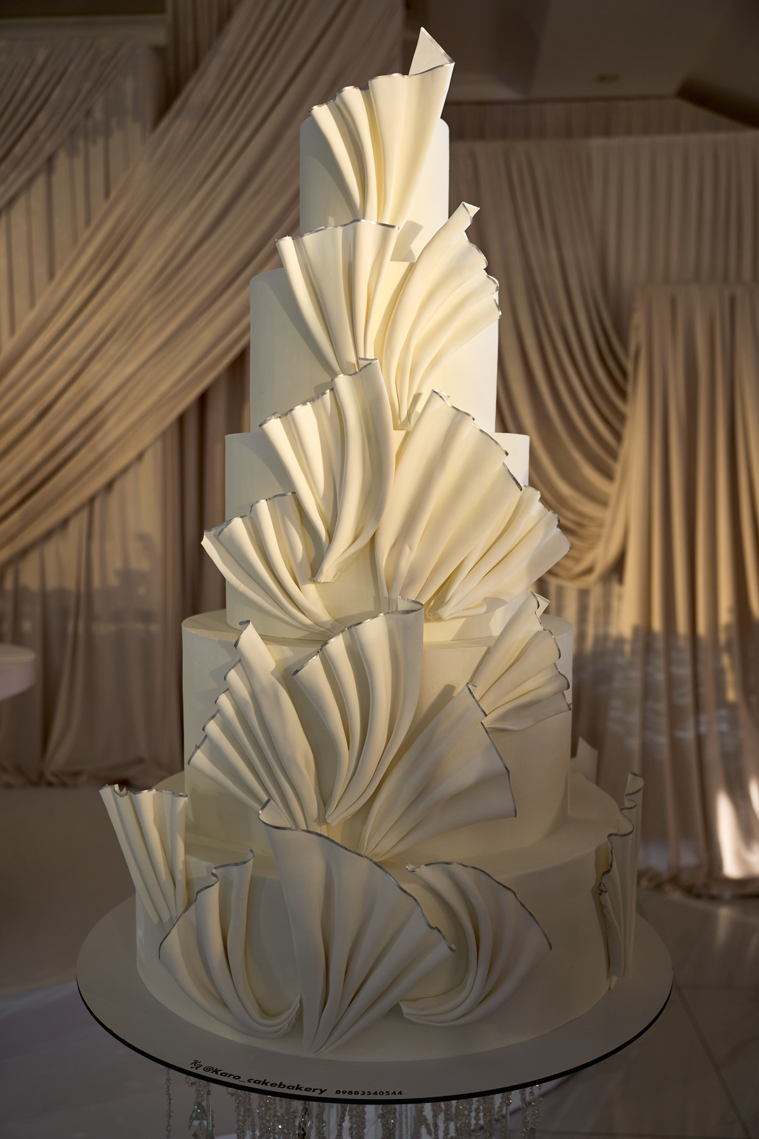 Сватовство в Краснодаре от лучших фотографов и операторов TWINS STUDIO. ТВИНС СТУДИО — лучшие свадебные фотографы и видеографы в Краснодаре