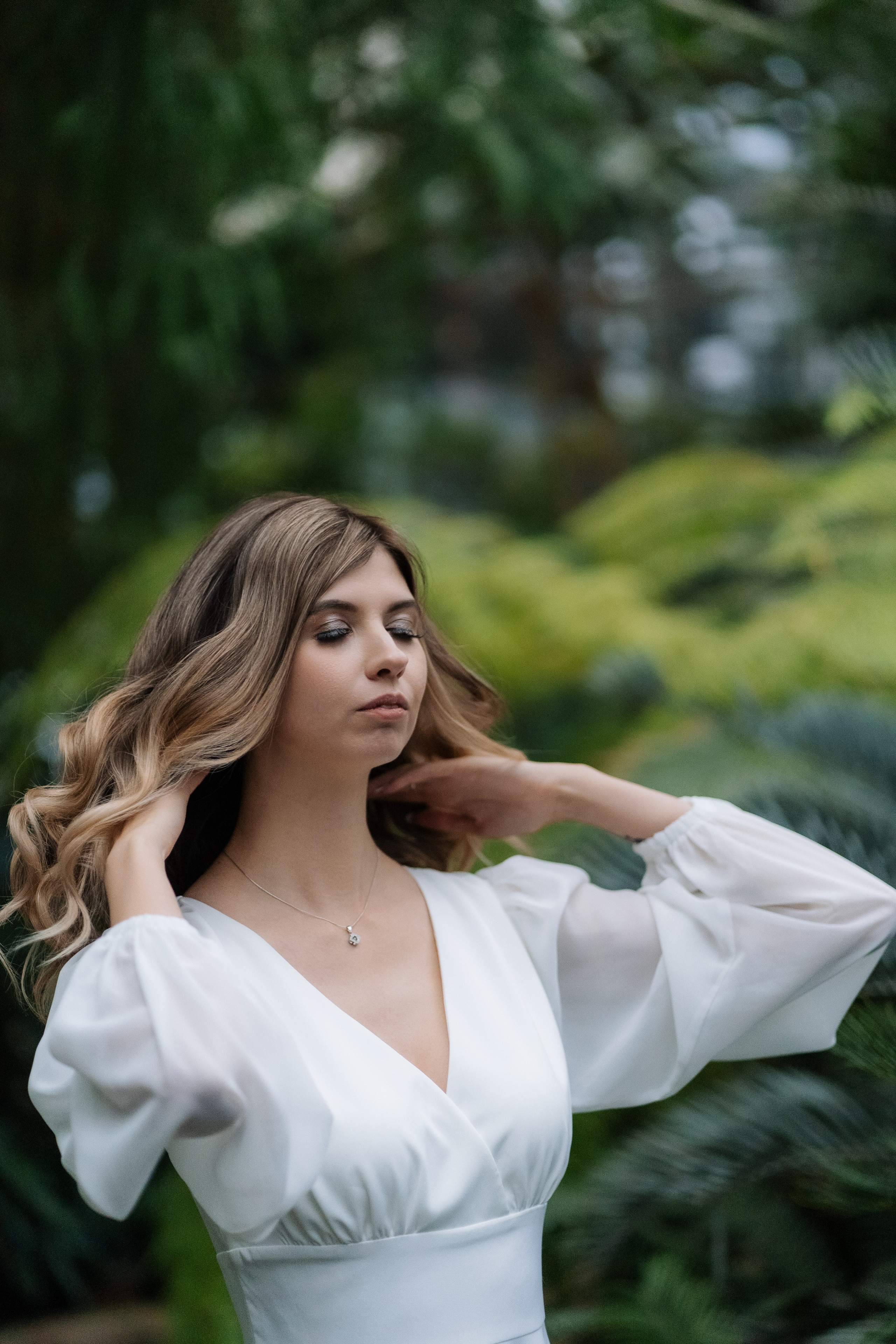 Свадебная фотосессия в оранжерее, Москва. Свадебный фотограф в Москве Анна Полушина