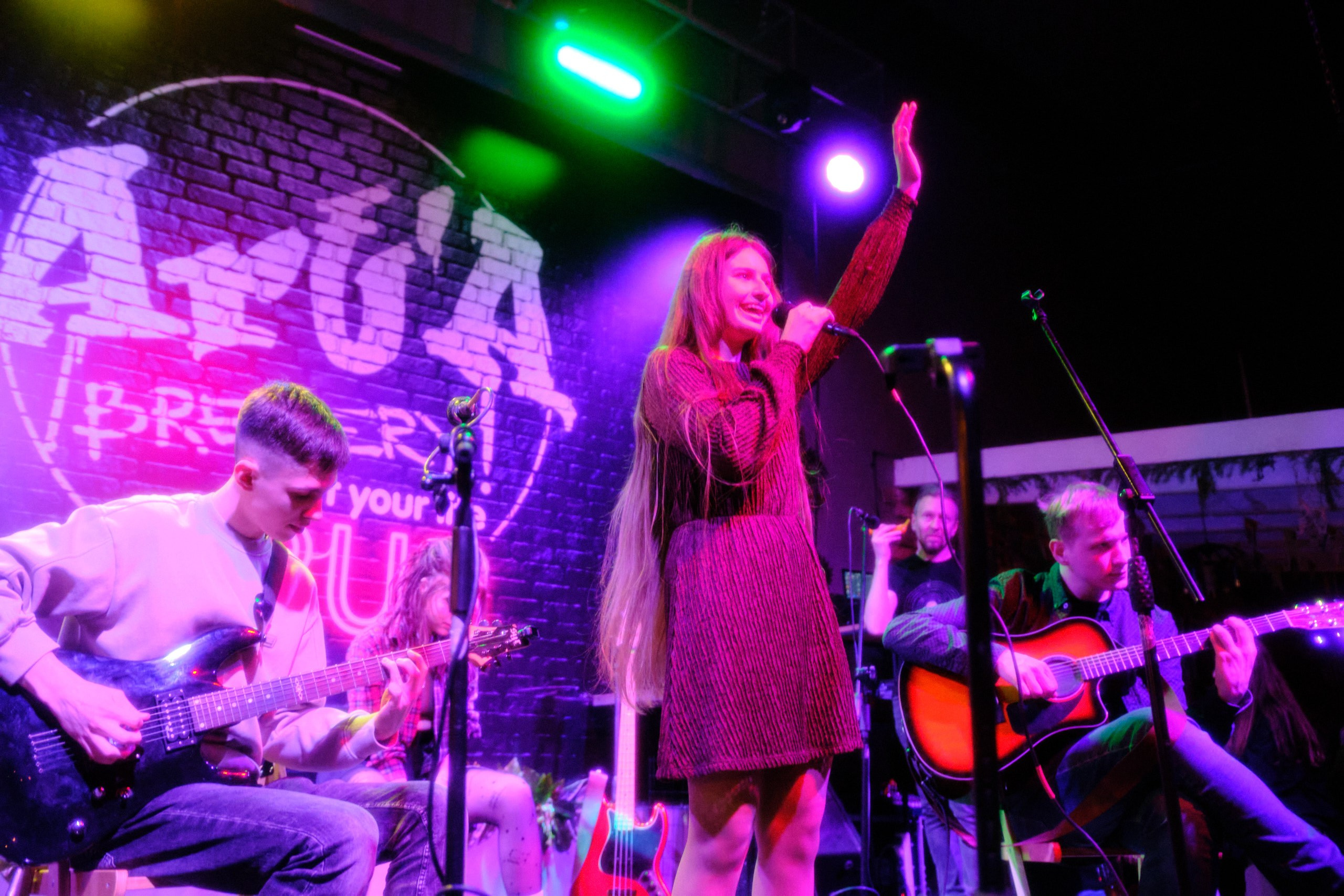 ArtaPub. Антон Ив