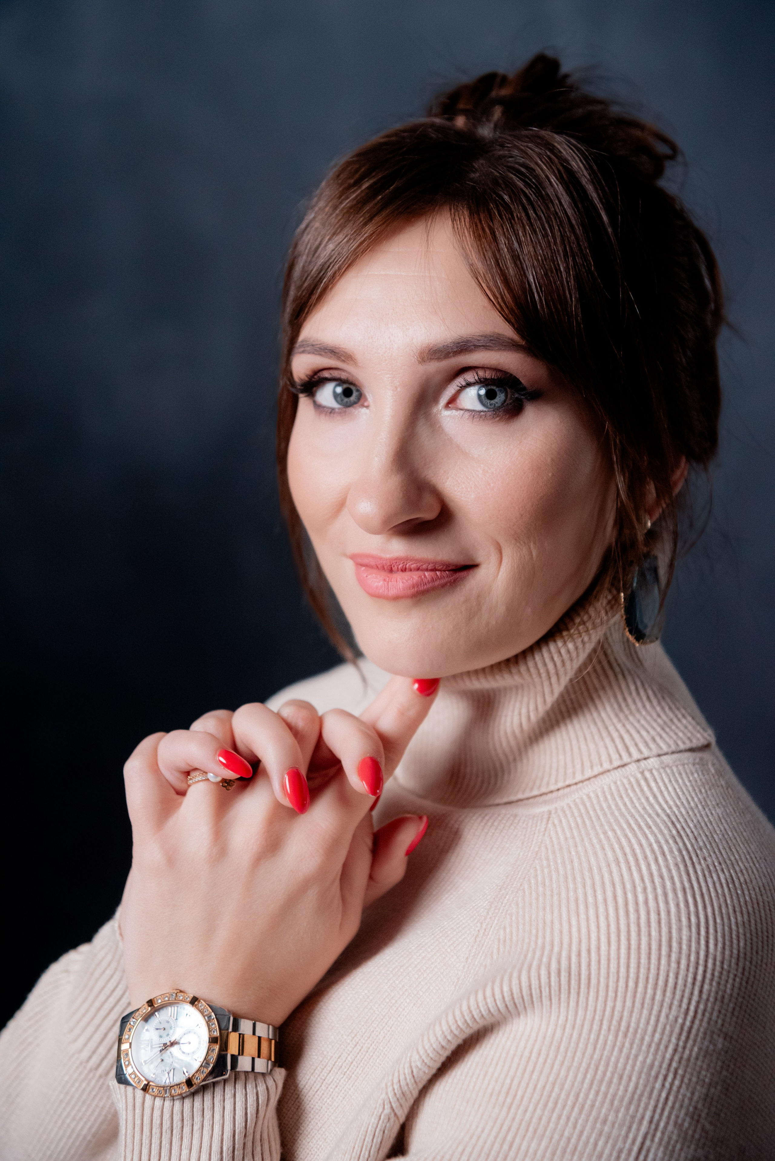 Индивидуальная фотосессия для девушки в студии Волгоград. Фотограф в Волгограде и Волжском Александр Горбань