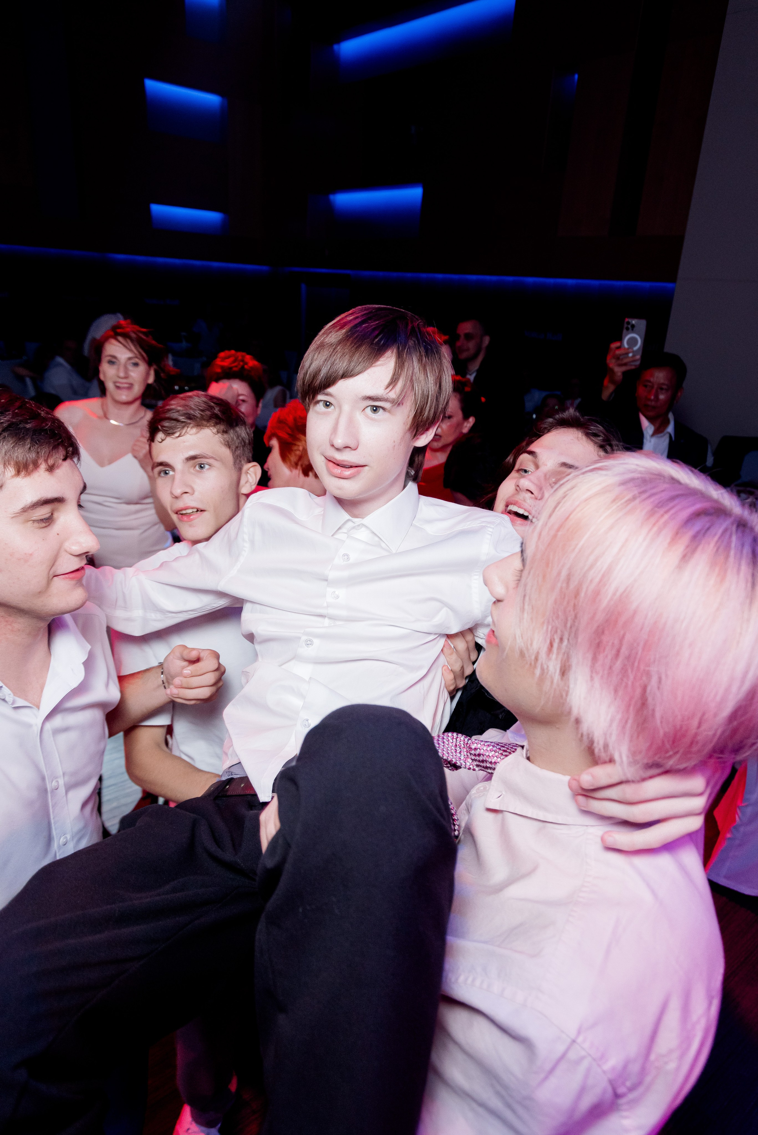 5 Лицей. Музкомедия. Хиллтон. Фотограф в Волгограде и Волжском Александр Горбань