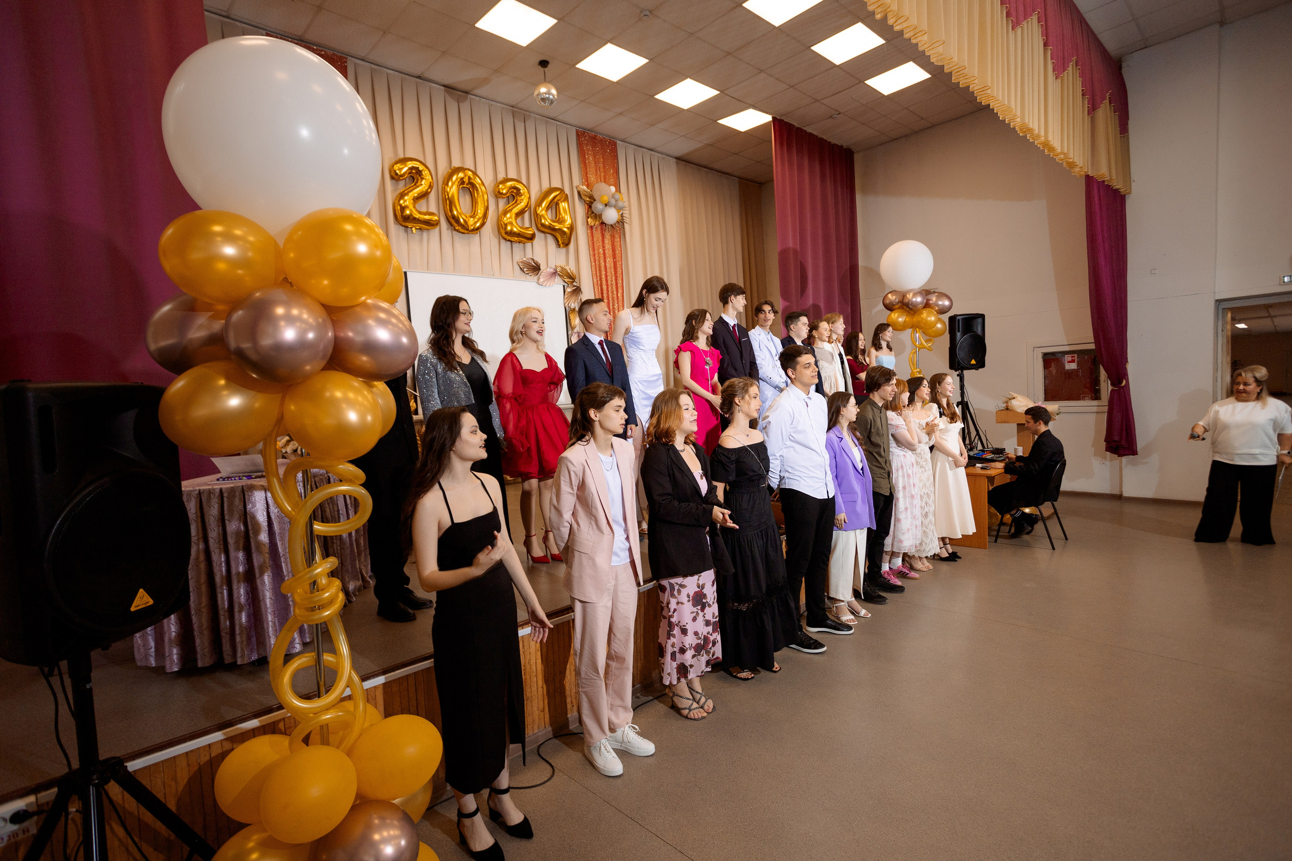 ВРУЧЕНИЕ АТТЕСТАТОВ: Пример. Все фото. Профессиональный фотограф в Ижевске Леша Петров