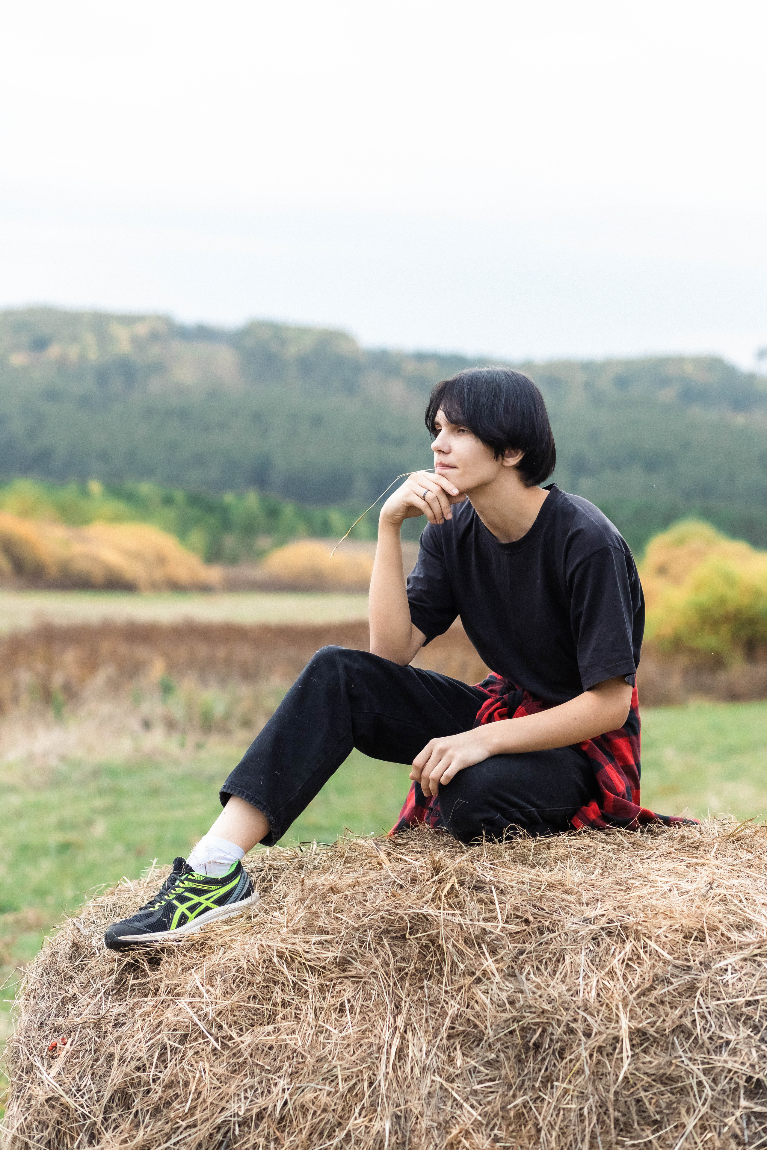 Выпускники 2023. Фотограф Регина Даниловна Усть — Катав