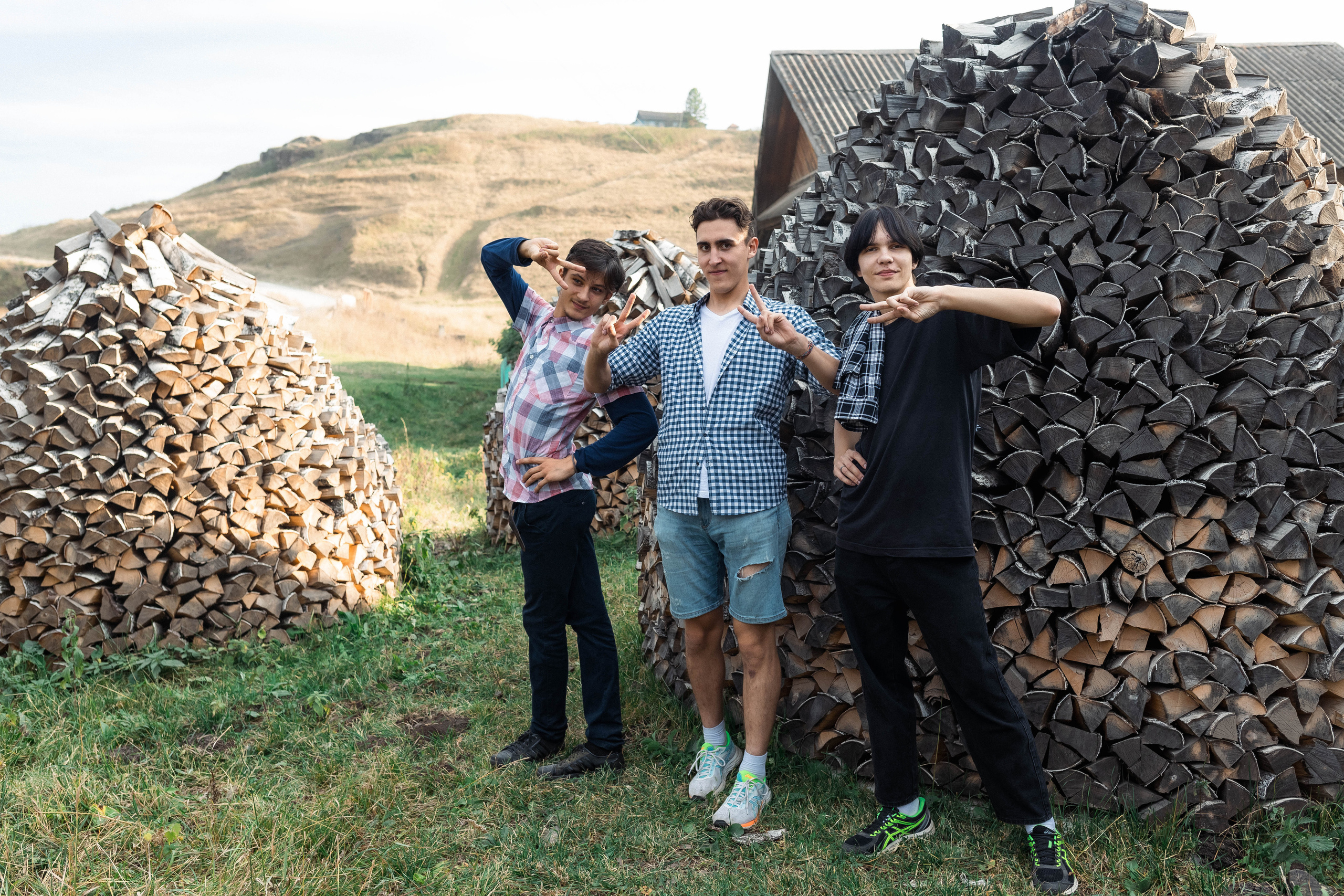 Выпускники 2023. Фотограф Регина Даниловна Усть — Катав