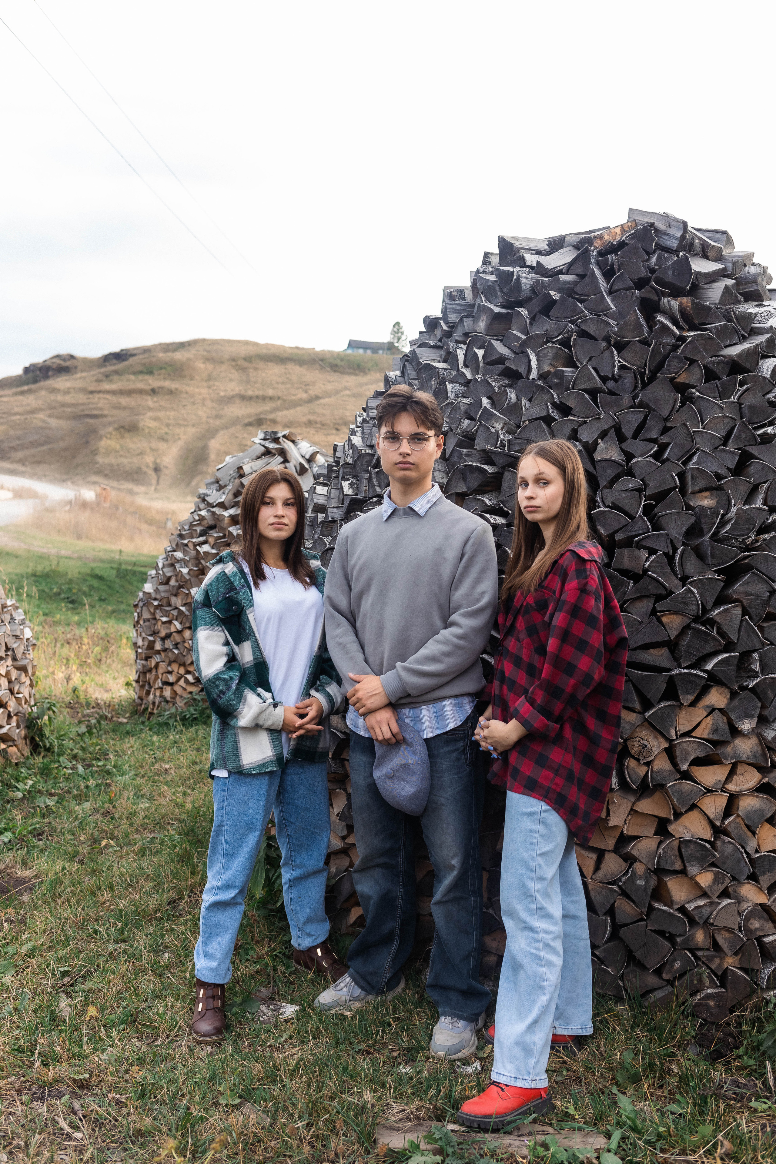 Выпускники 2023. Фотограф Регина Даниловна Усть — Катав