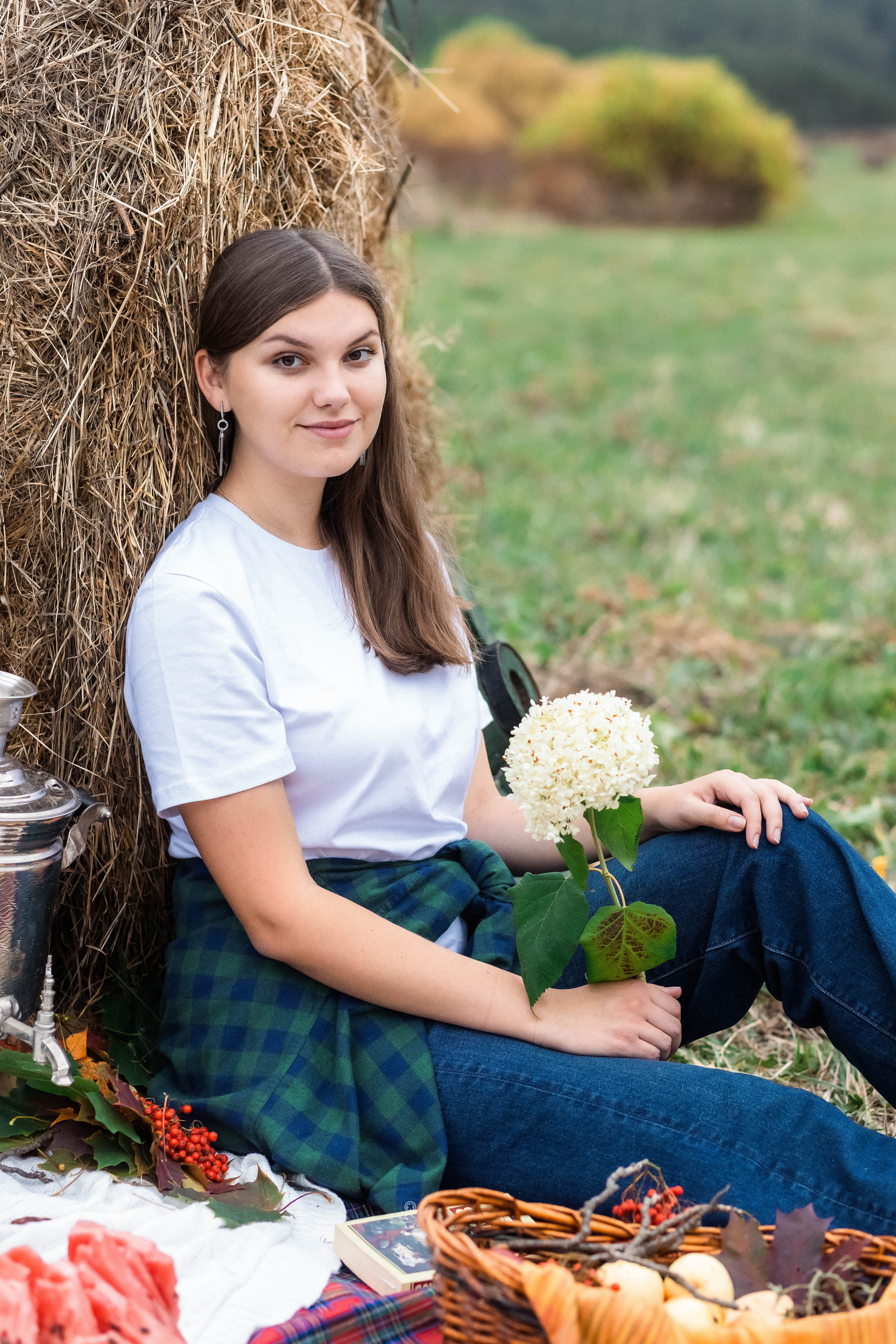 Выпускники 2023. Фотограф Регина Даниловна Усть — Катав