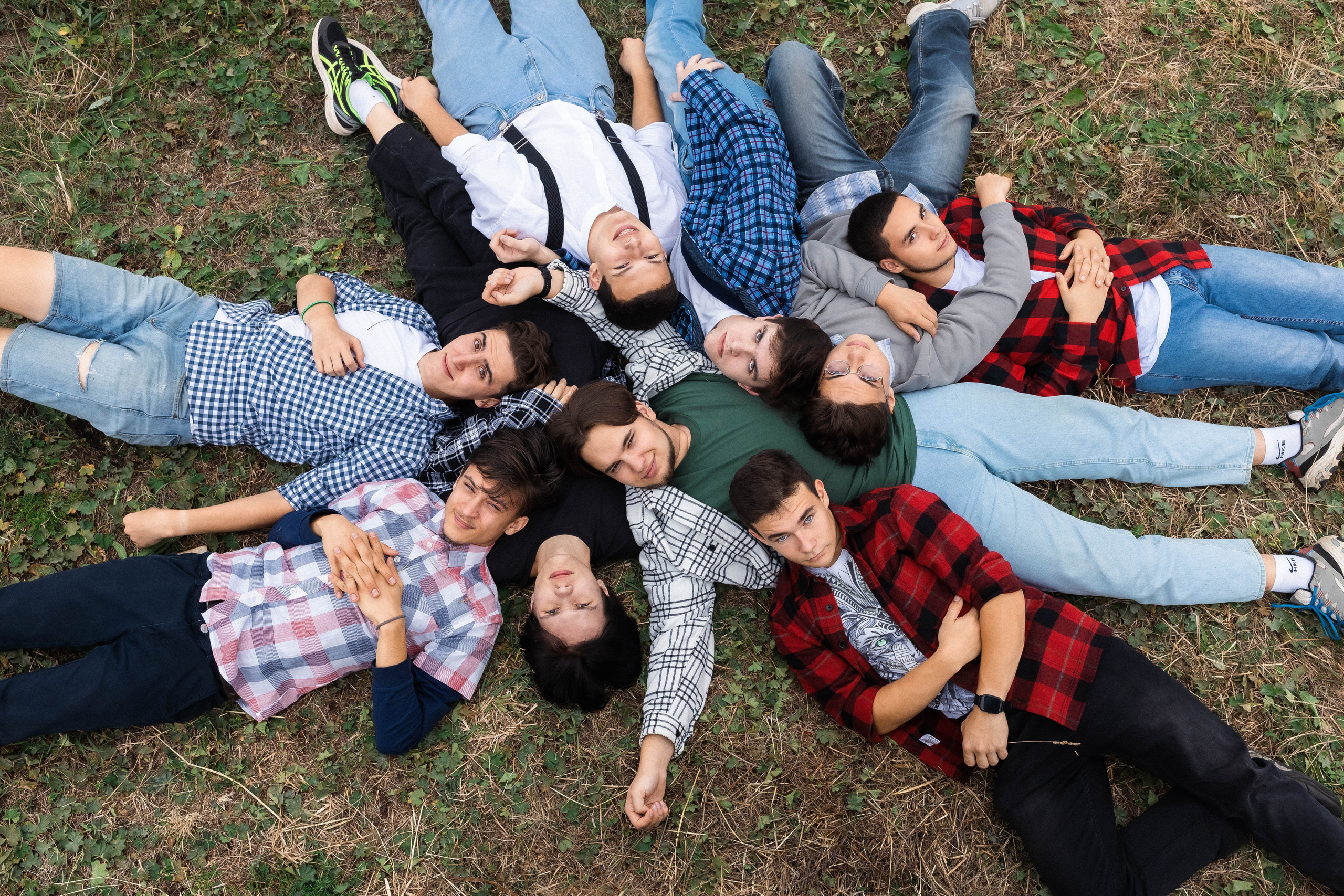 Выпускники 2023. Фотограф Регина Даниловна Усть — Катав