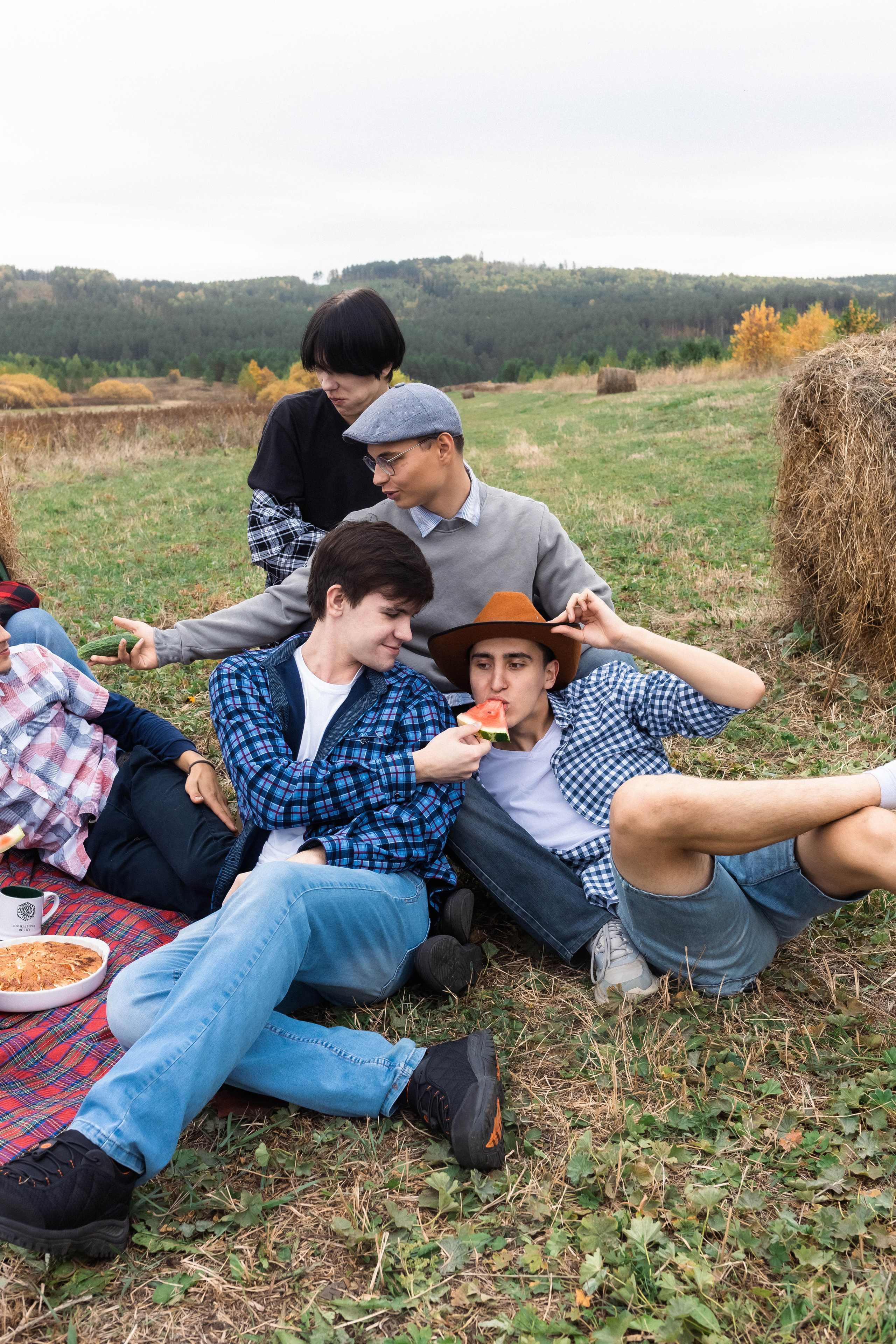 Выпускники 2023. Фотограф Регина Даниловна Усть — Катав