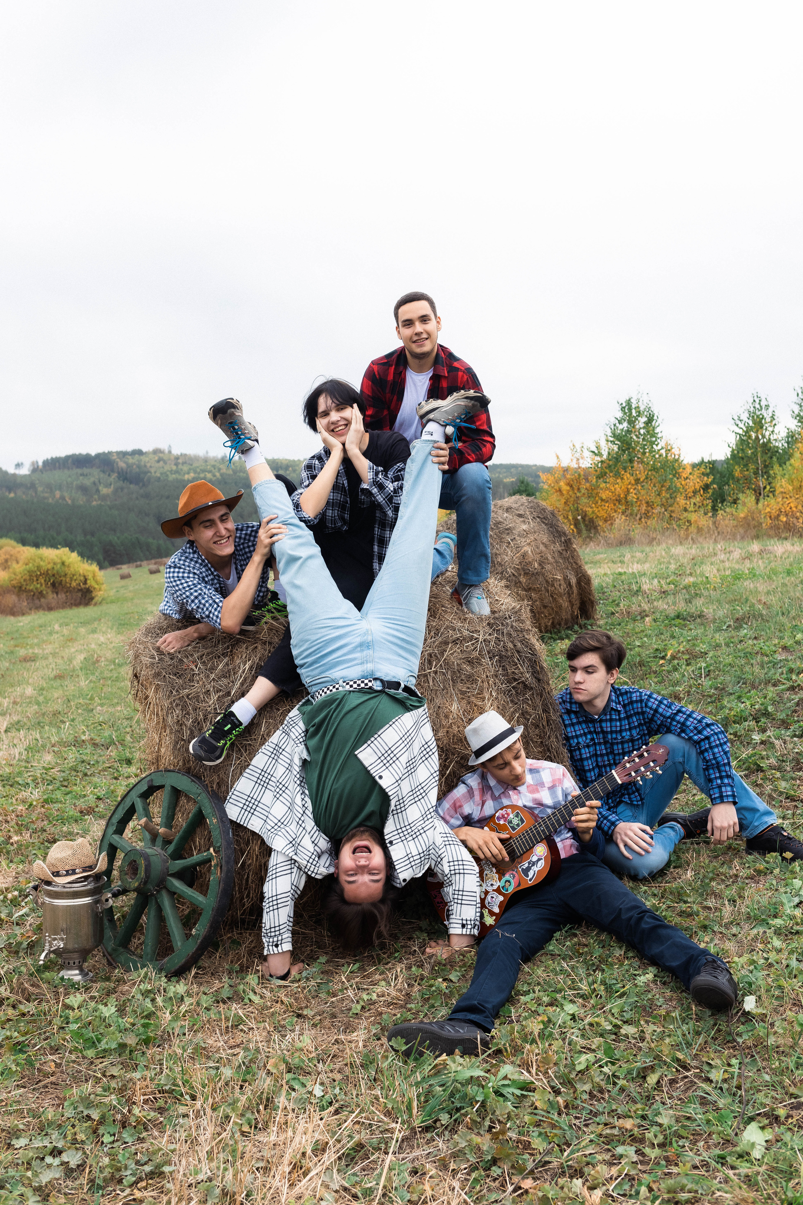 Выпускники 2023. Фотограф Регина Даниловна Усть — Катав