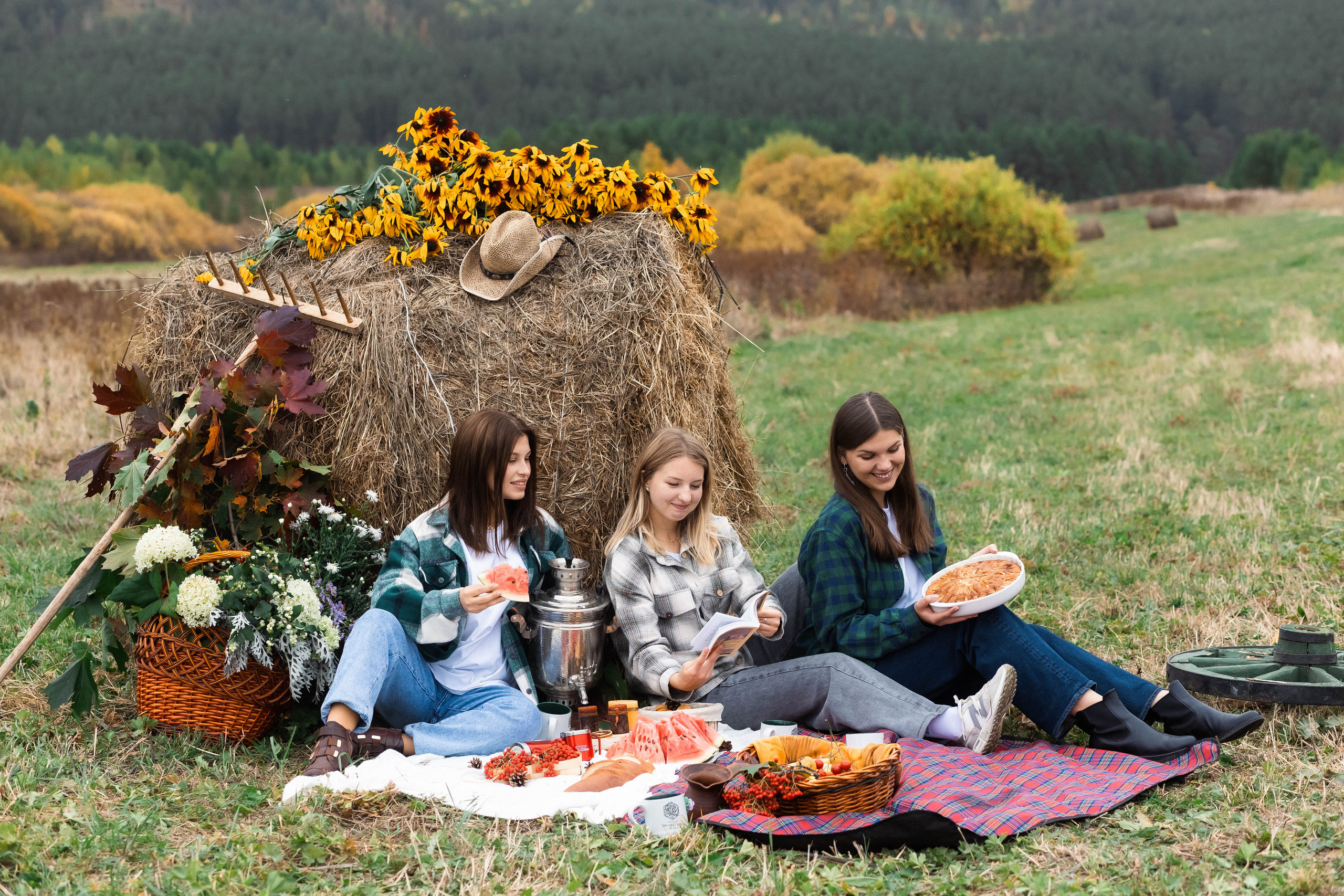 Выпускники 2023. Фотограф Регина Даниловна Усть — Катав