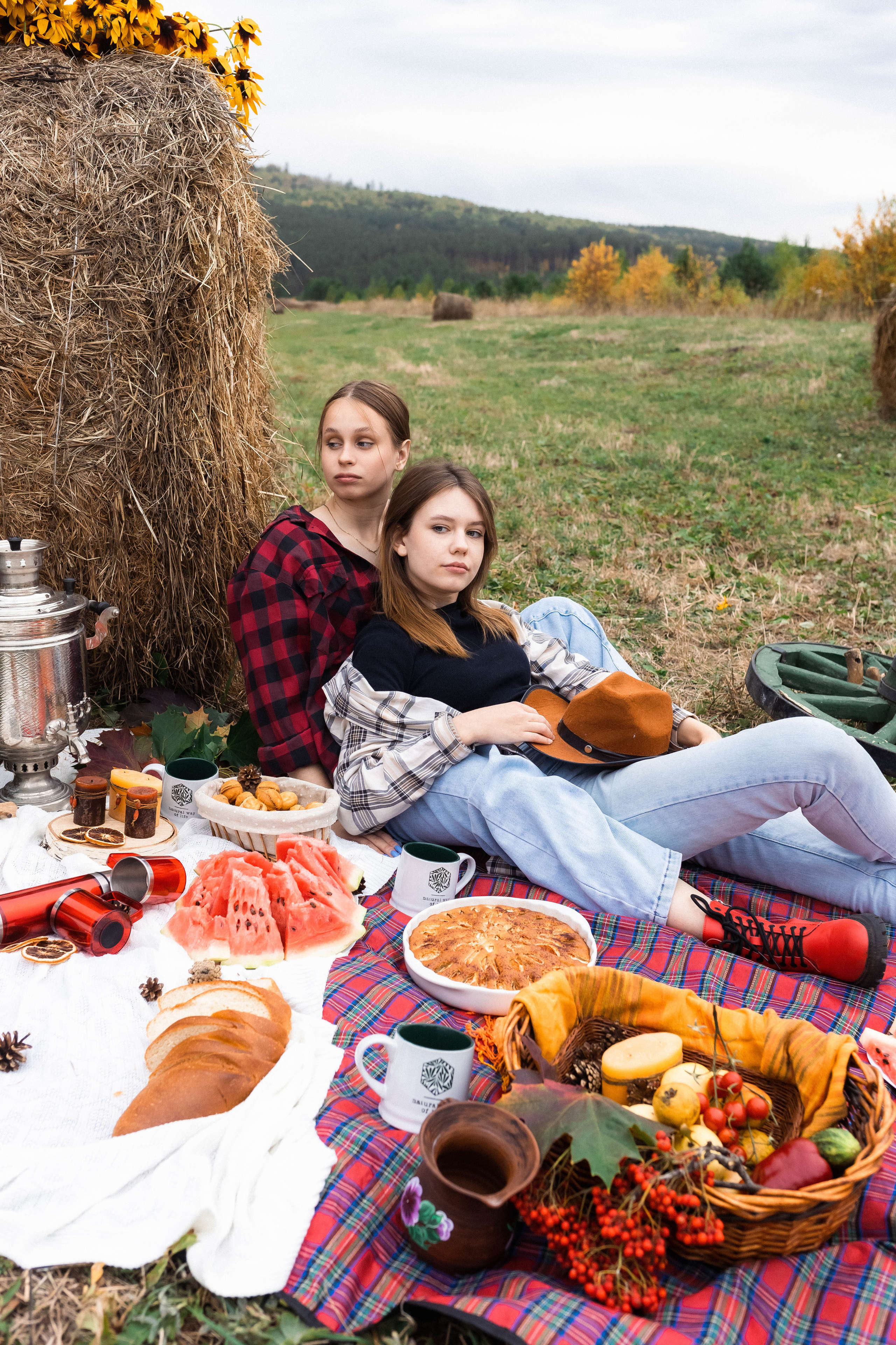 Выпускники 2023. Фотограф Регина Даниловна Усть — Катав