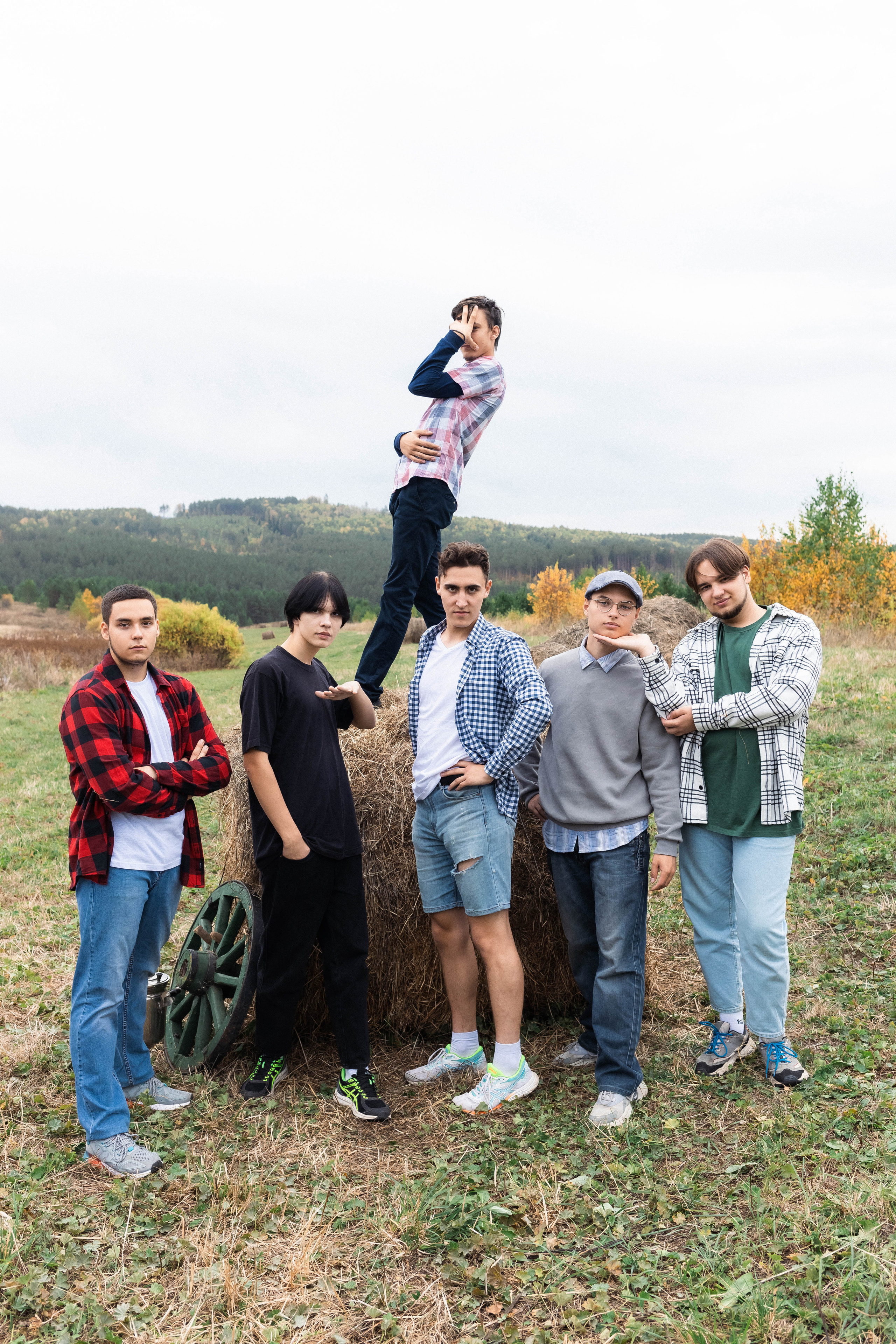 Выпускники 2023. Фотограф Регина Даниловна Усть — Катав