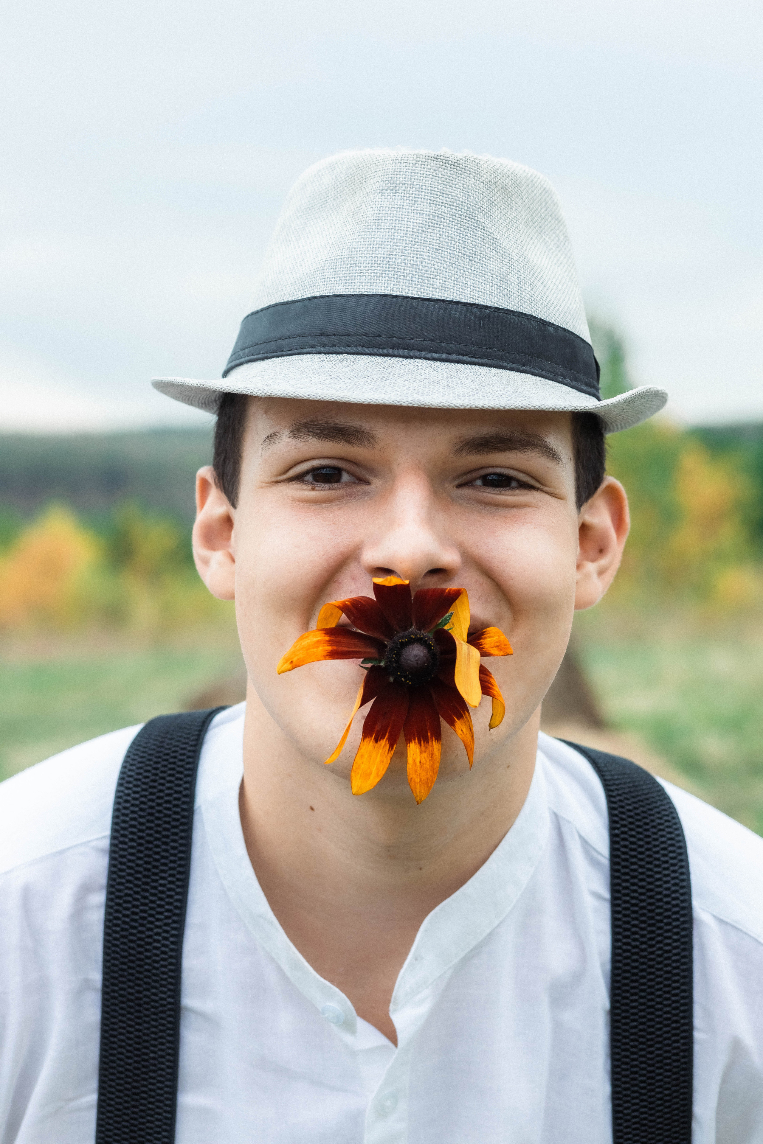 Выпускники 2023. Фотограф Регина Даниловна Усть — Катав