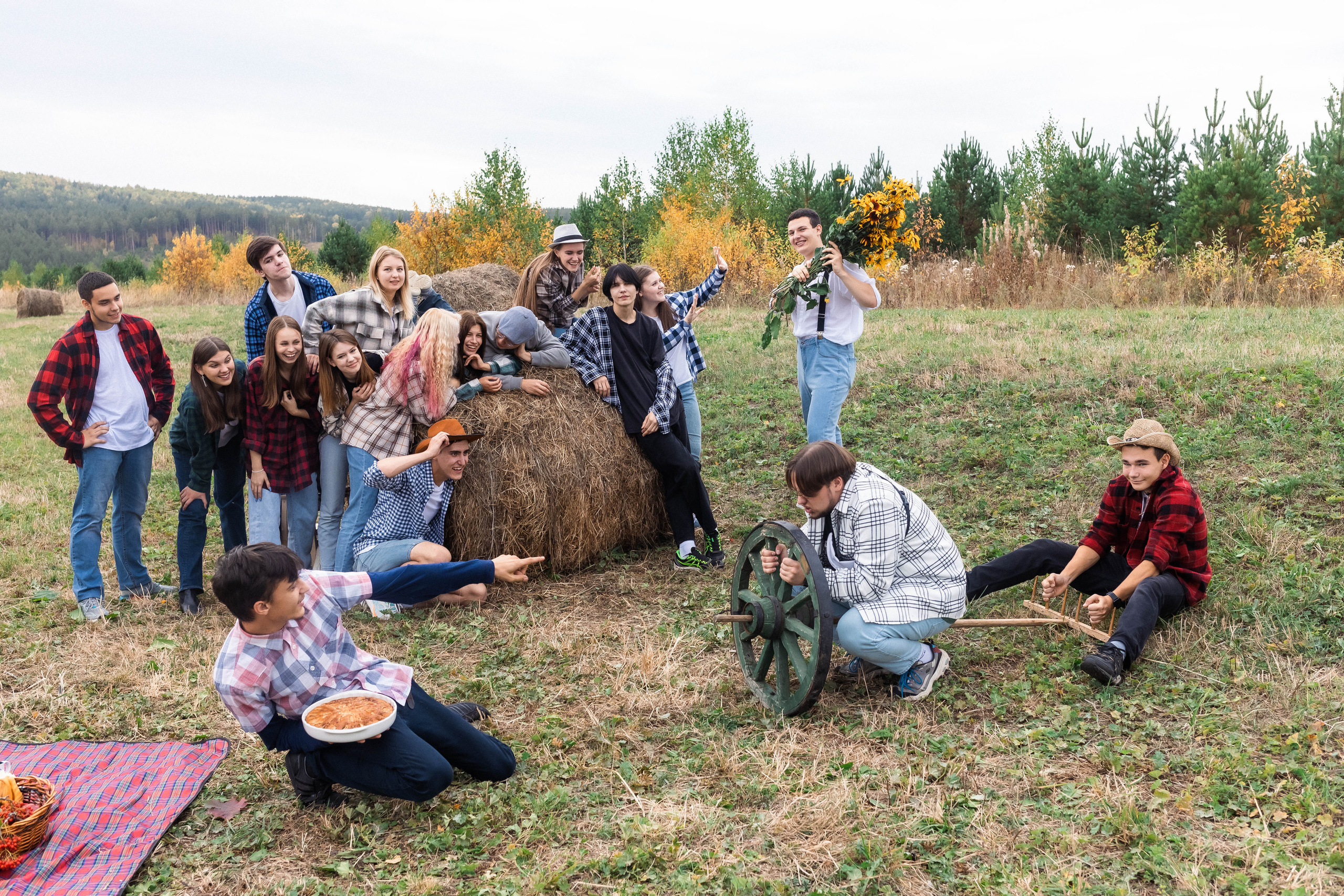 Выпускники 2023. Фотограф Регина Даниловна Усть — Катав