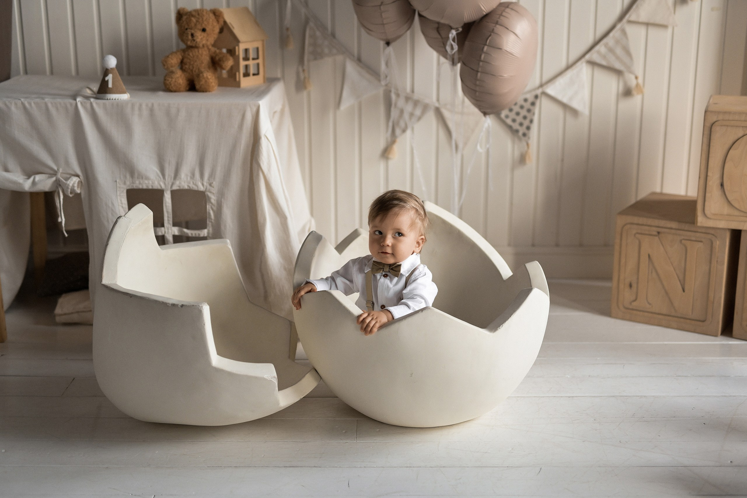 Семейная фотосессия на первый день рождения в Красноярске. 📸 Свадебный и семейный фотограф в Красноярске Тихомиров Евгений | 17 лет опыта | 800+ свадеб