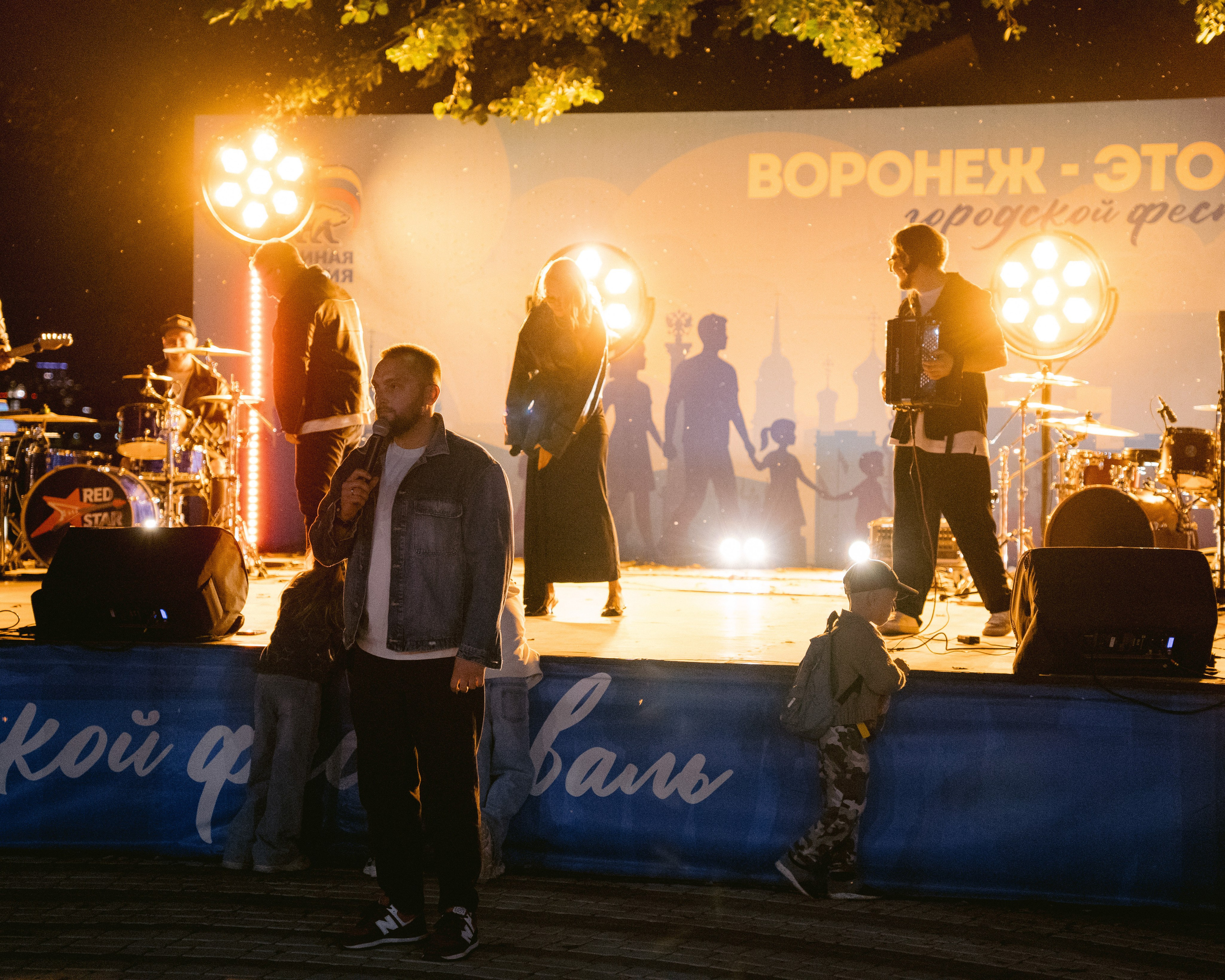 Благотворительный концерт «ДоброСвет». Репортаж. Семейный фотограф в Воронеже Дарья Болотова