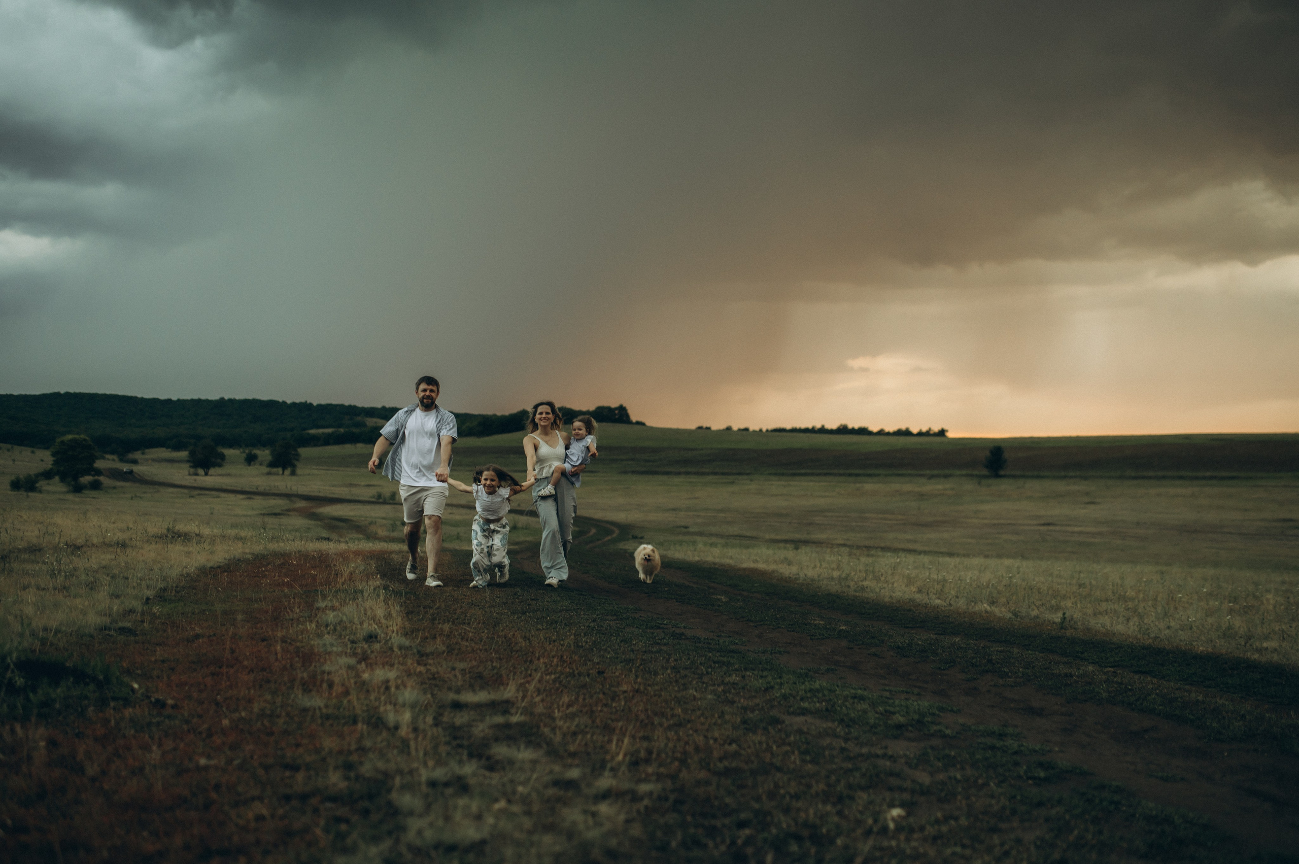 В грозу. Фотограф Быстрова Дарья г. Москва