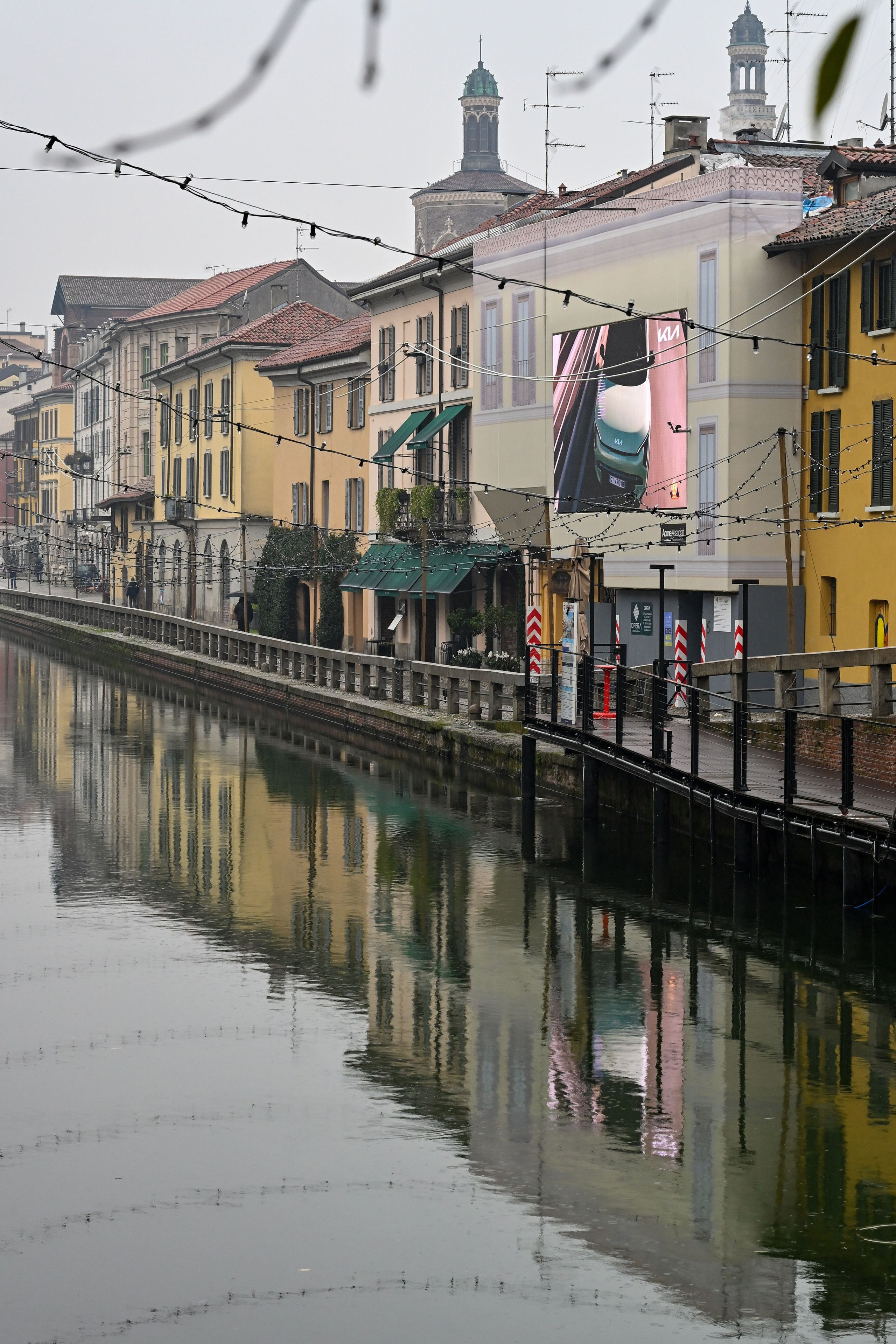 Milano: Navigli, City, Trams. Фотограф Минск
