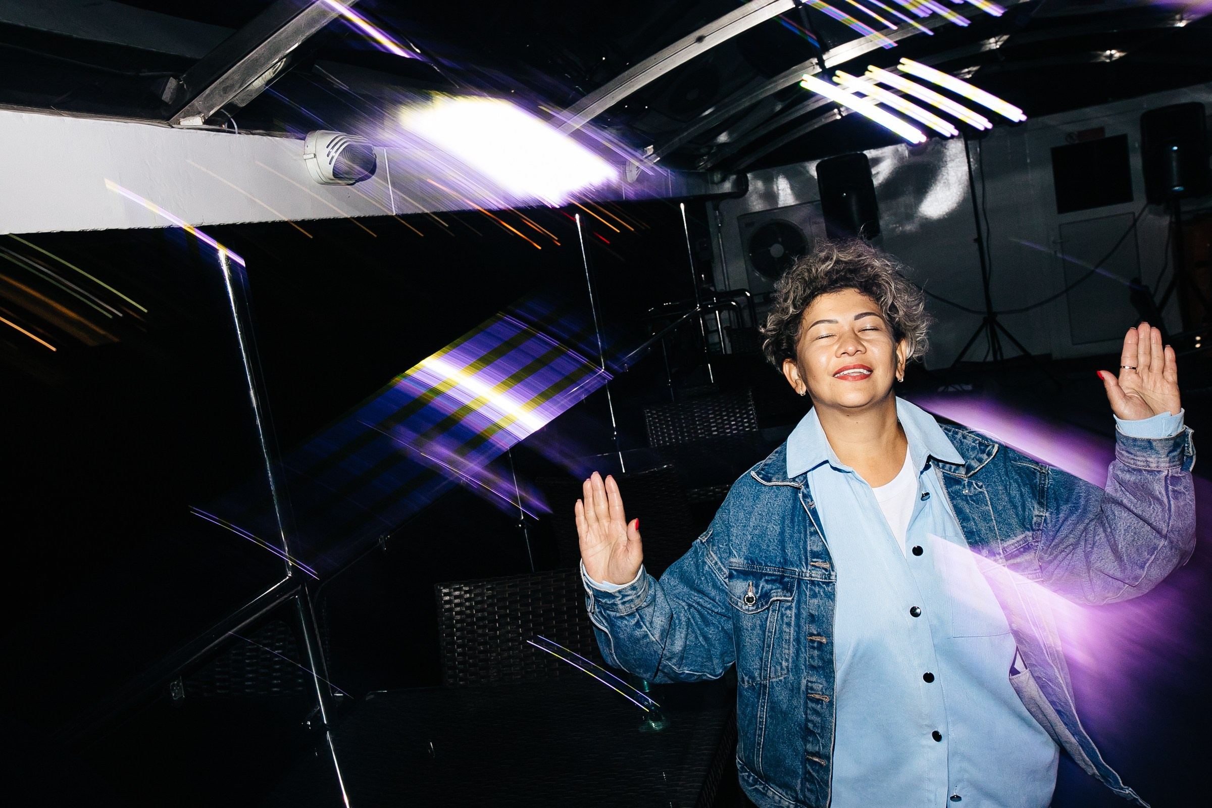 Корпоратив на теплоходе. Женский и репортажный фотограф Москва Натали Смирнова