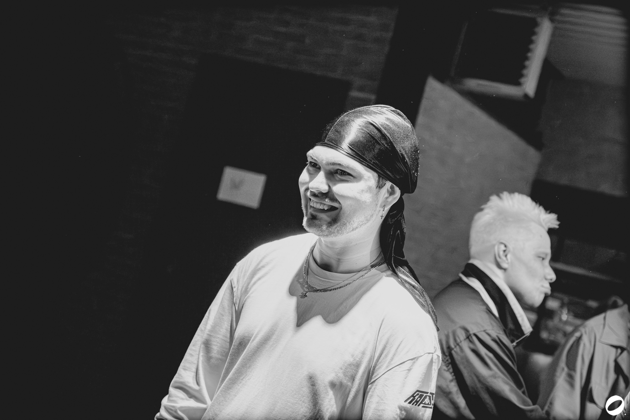 ODD.CLUB 04/04 (@youlovebu). Соня бу тебя сфоткала