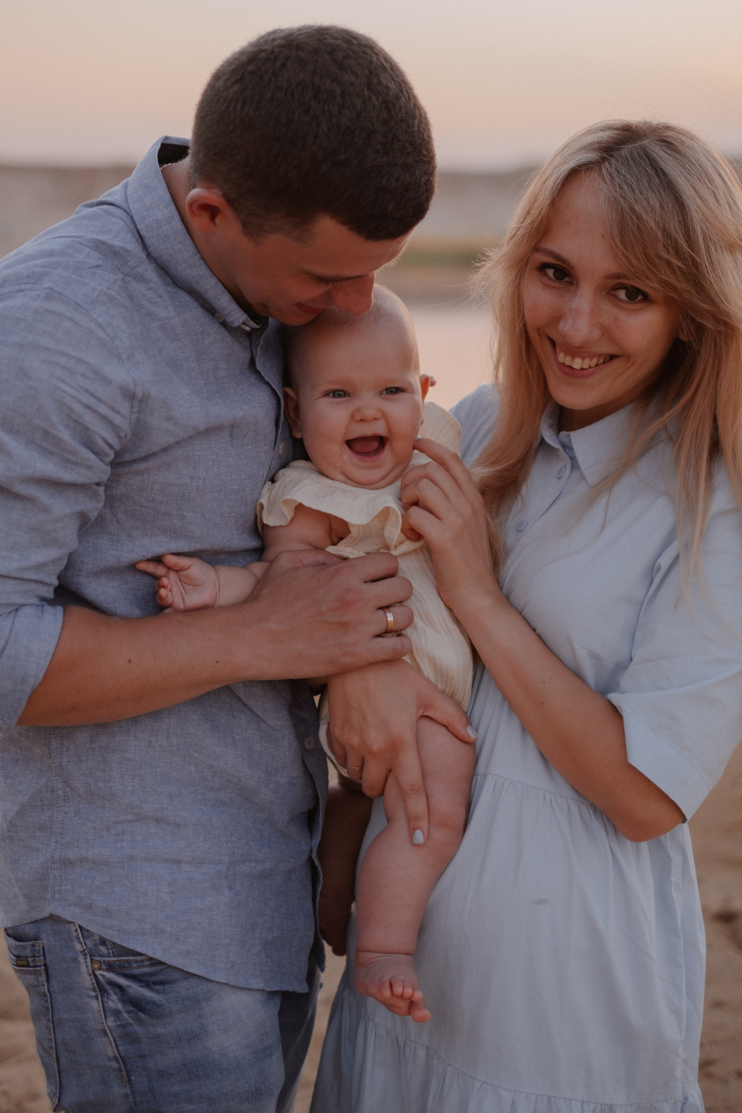 Песчаный карьер Катя + Женя +Макс + Вика. Свадебный и семейный фотограф г. Волгоград Биленко Ангелина