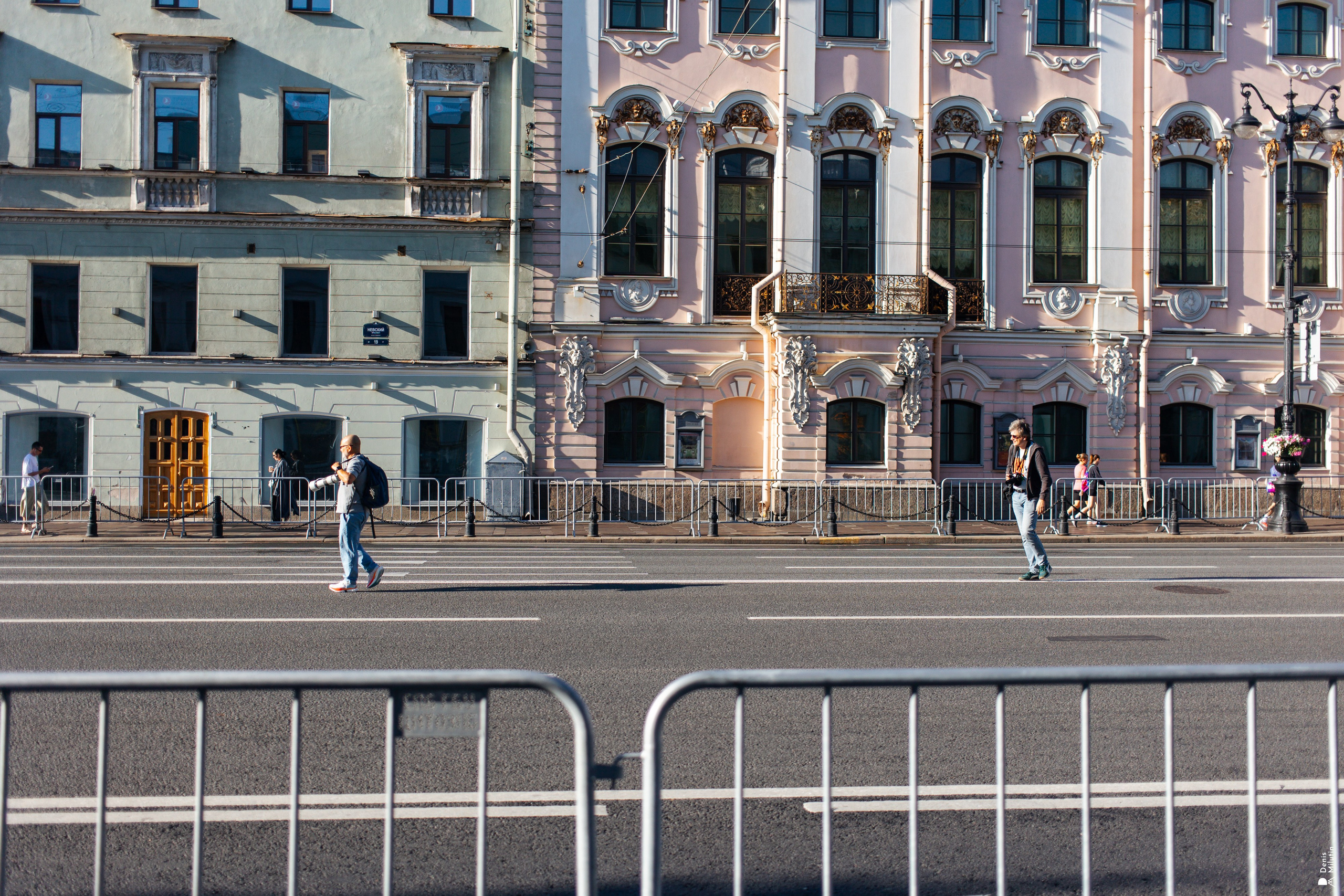 Полумарафон в Санкт-Петербурге все фотографии. პორტრეტის სტუდიის ფოტოგრაფი სენაკში დენის მილუტინი
