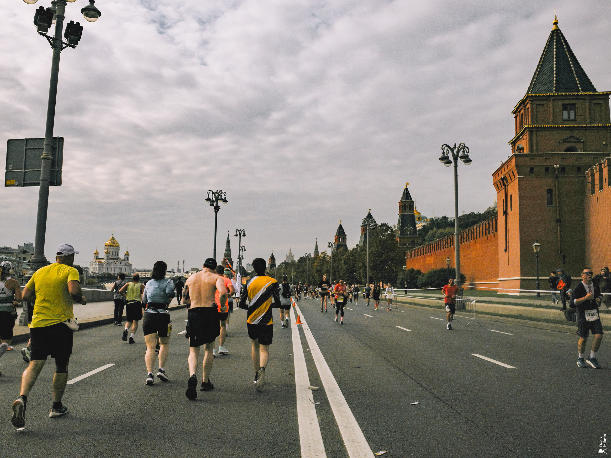 Московский марафон 2026. Портретный фотограф Денис Милютин