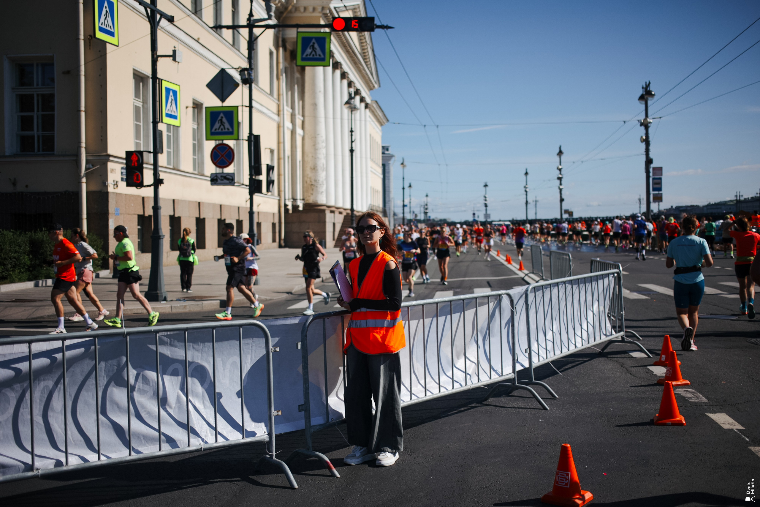 Полумарафон в Санкт-Петербурге все фотографии. პორტრეტის სტუდიის ფოტოგრაფი სენაკში დენის მილუტინი