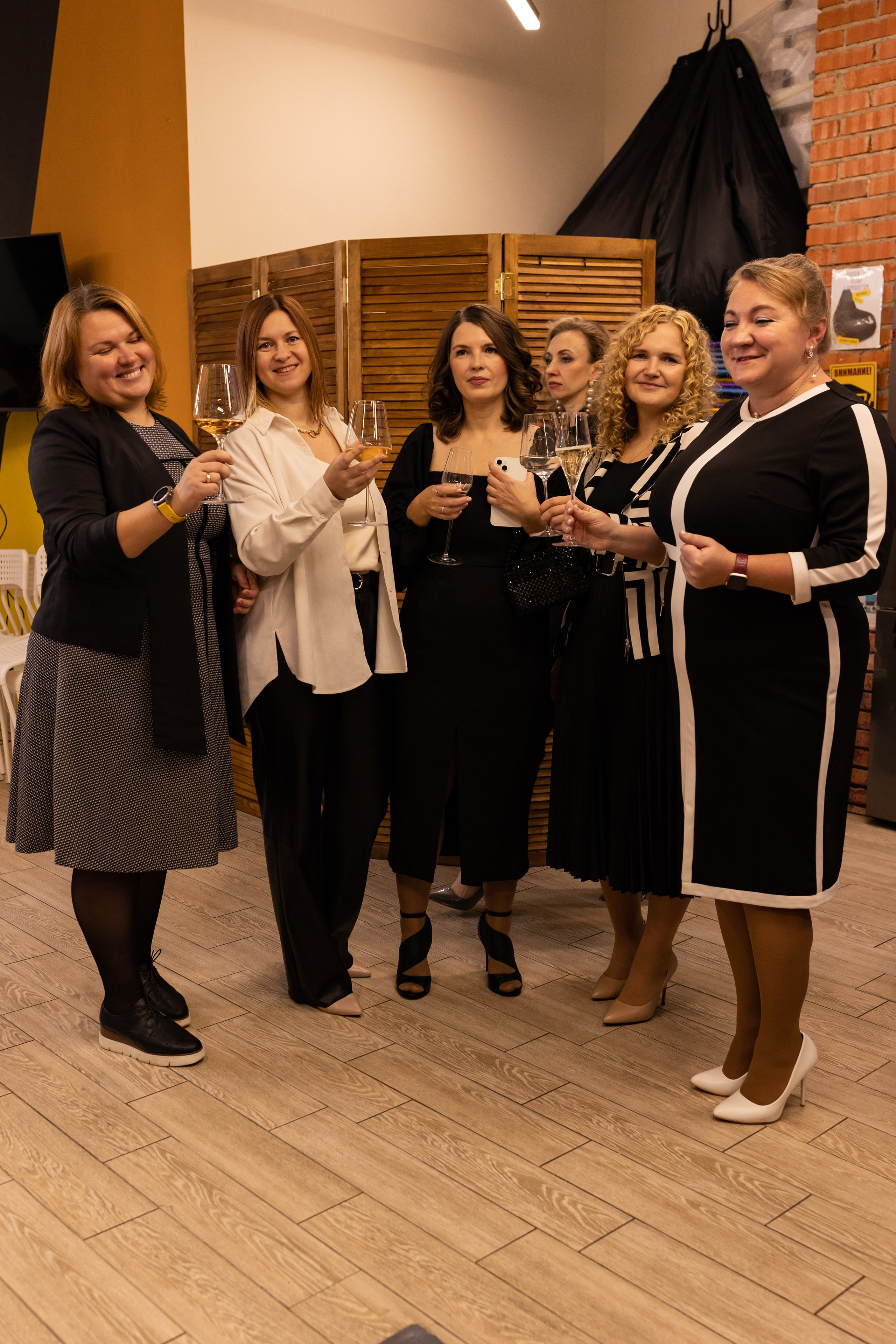 День рождения бизнес клуба «WowWoman». Сказочный фотограф для Вас и Вашей семьи