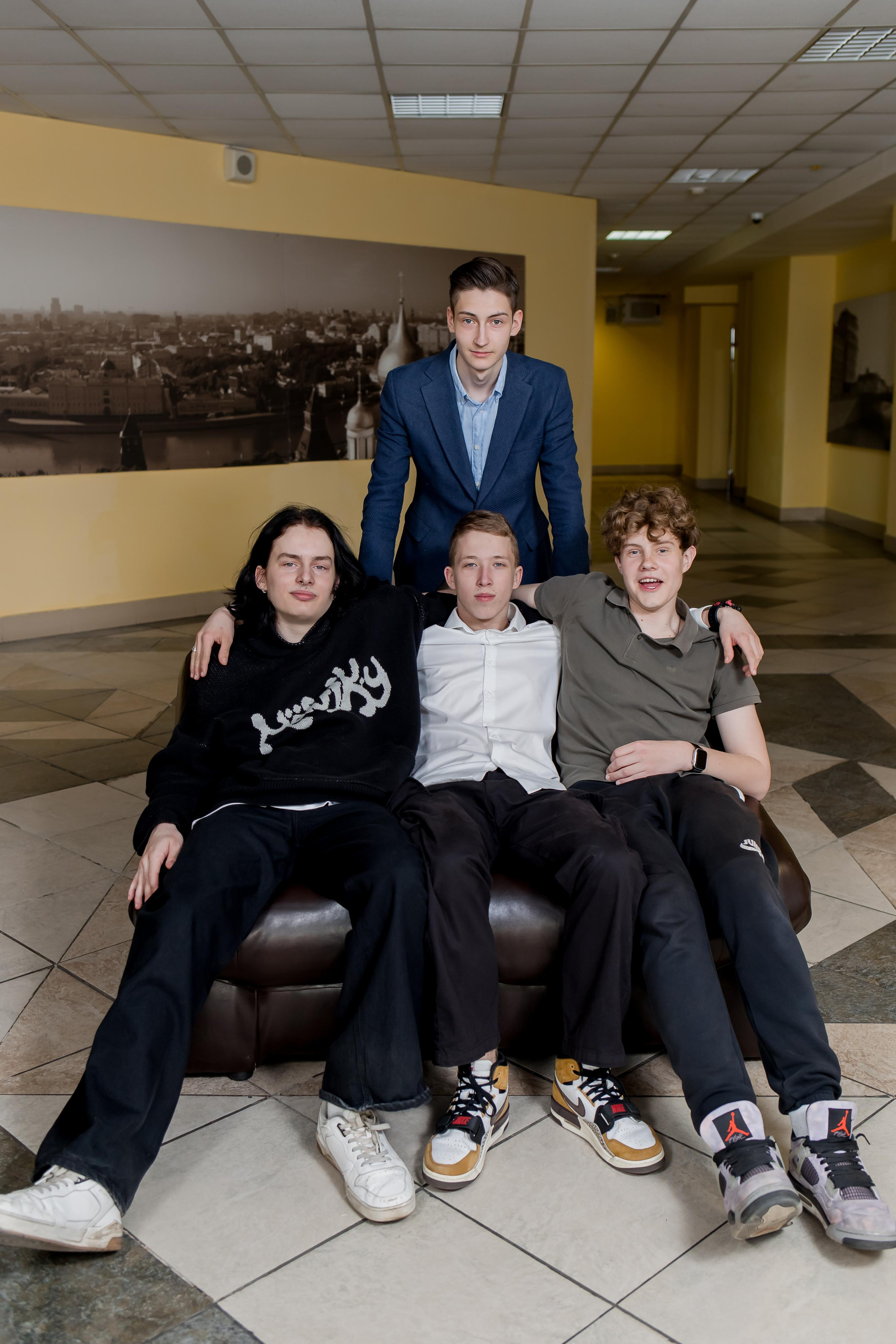 Средняя и старшая школа. Фотограф в Москве Авдеева Мария