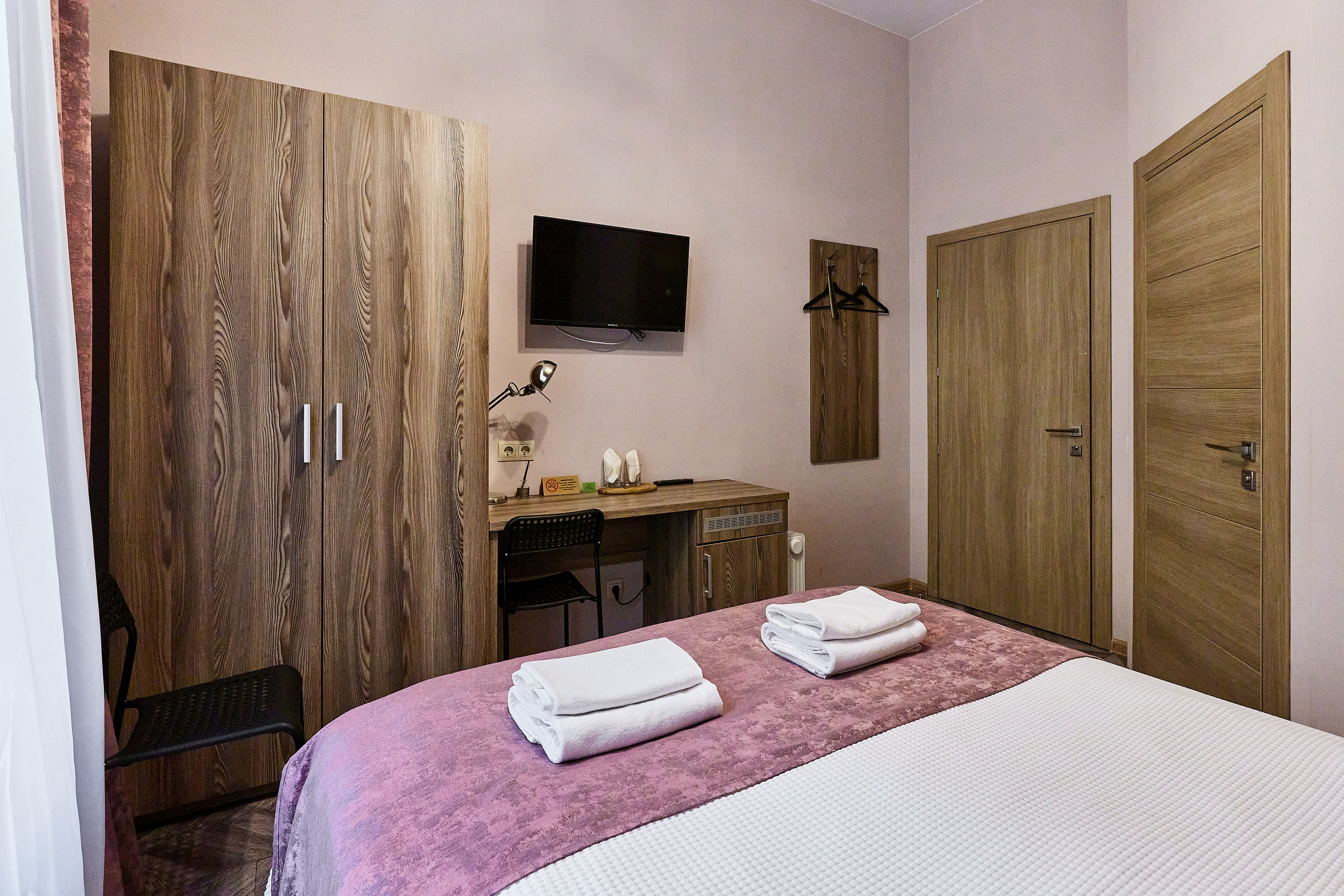 Гостиница Критик отдыхает на Рубинштейна. Фотограф Анастасия Леонтьева Санкт-Петербург