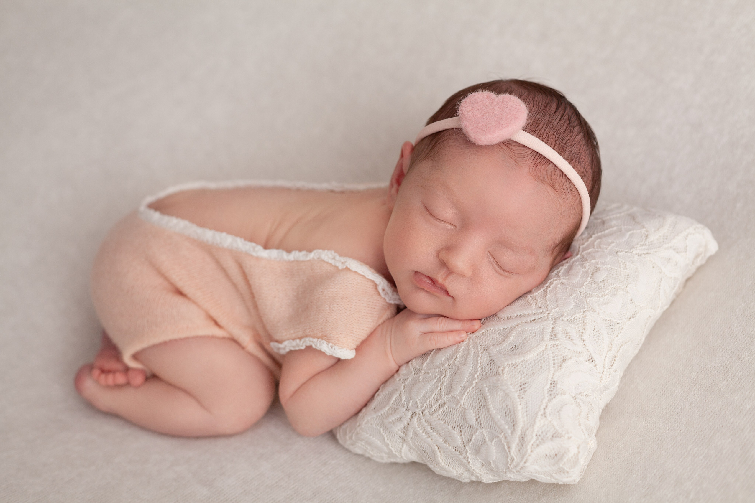 PH @newborn_flower. Retoucher Aleksmokh