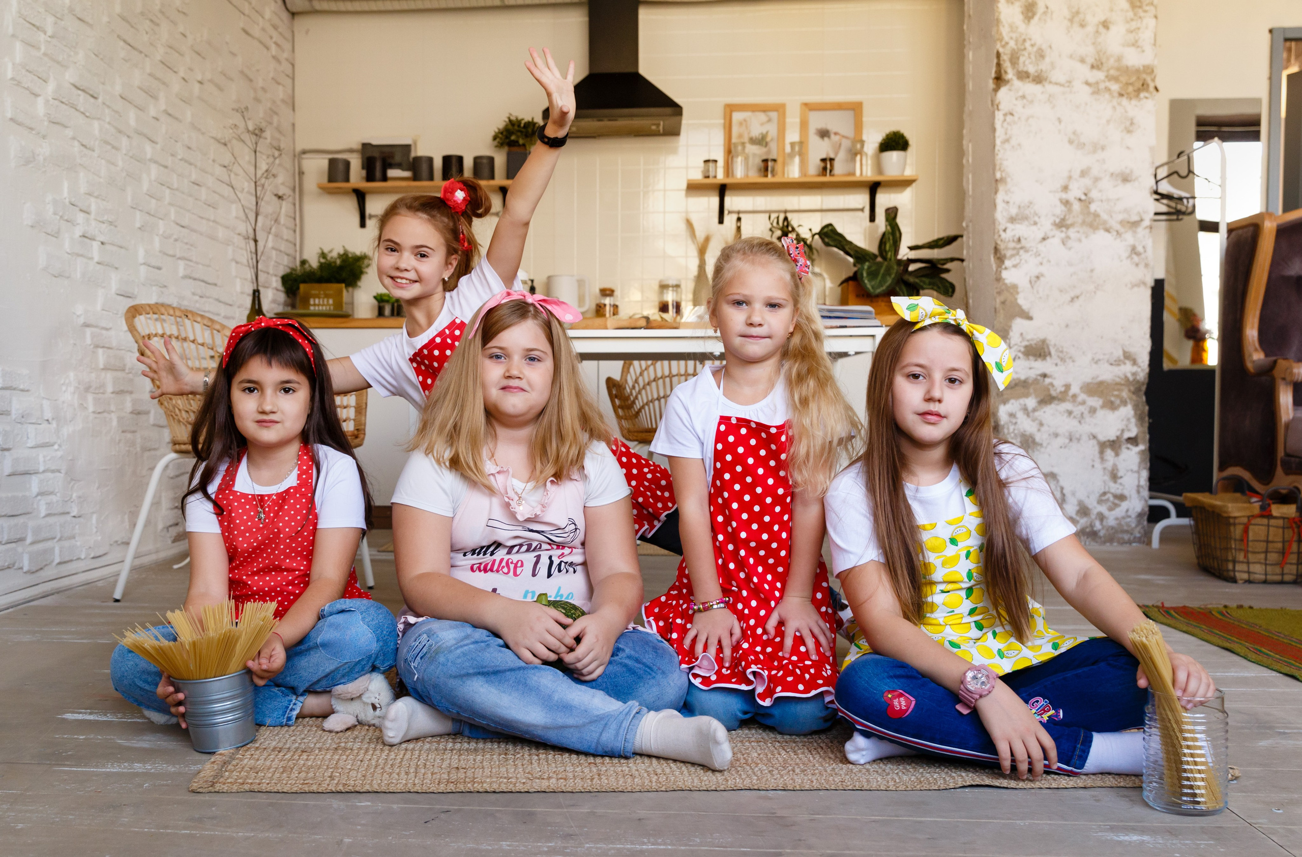 ВЕСЕЛЫЕ ПОВАРЯТА. Выпускные альбомы Красноярск