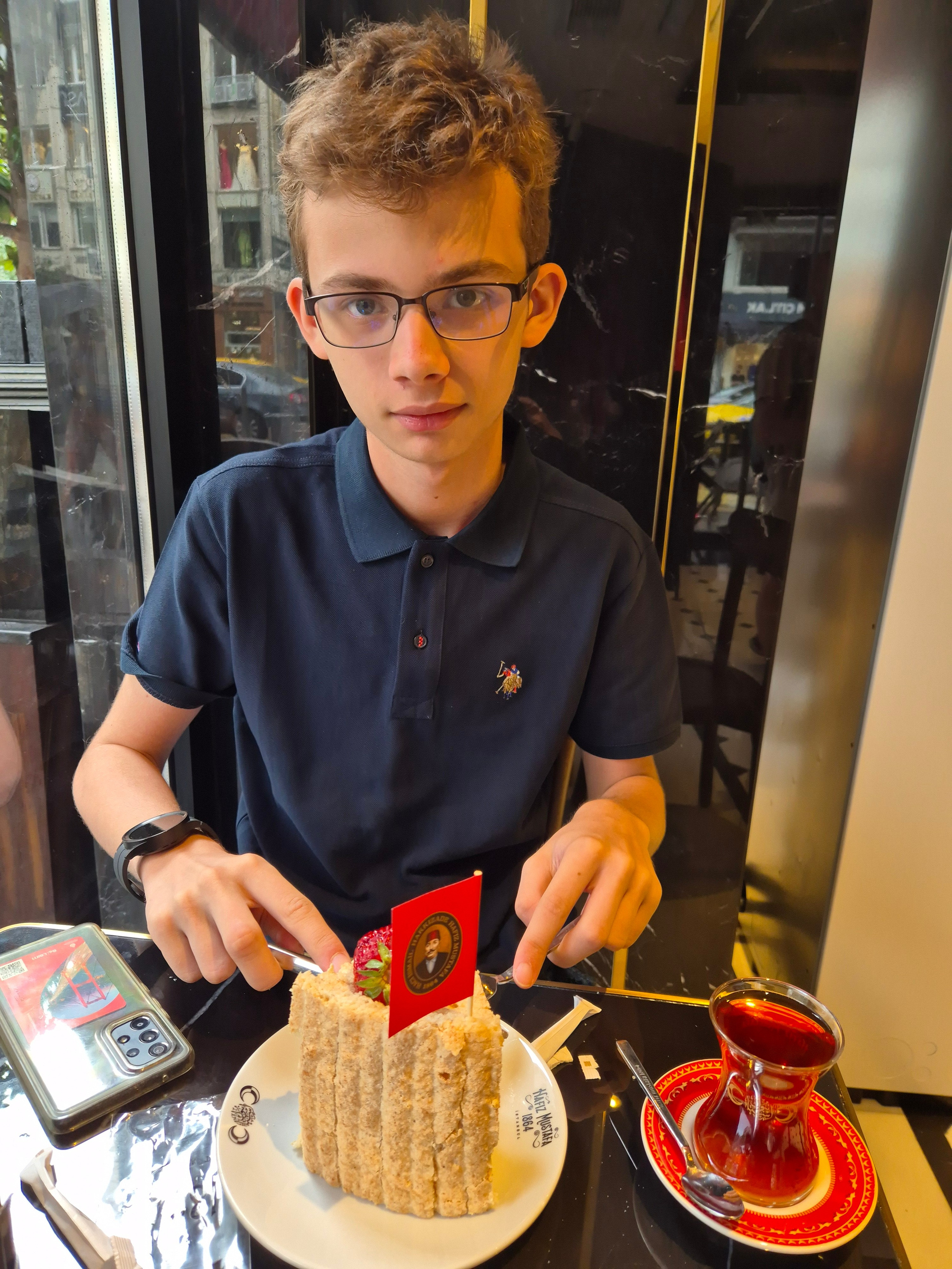 Небольшой привал в старейшем кафе Стамбула