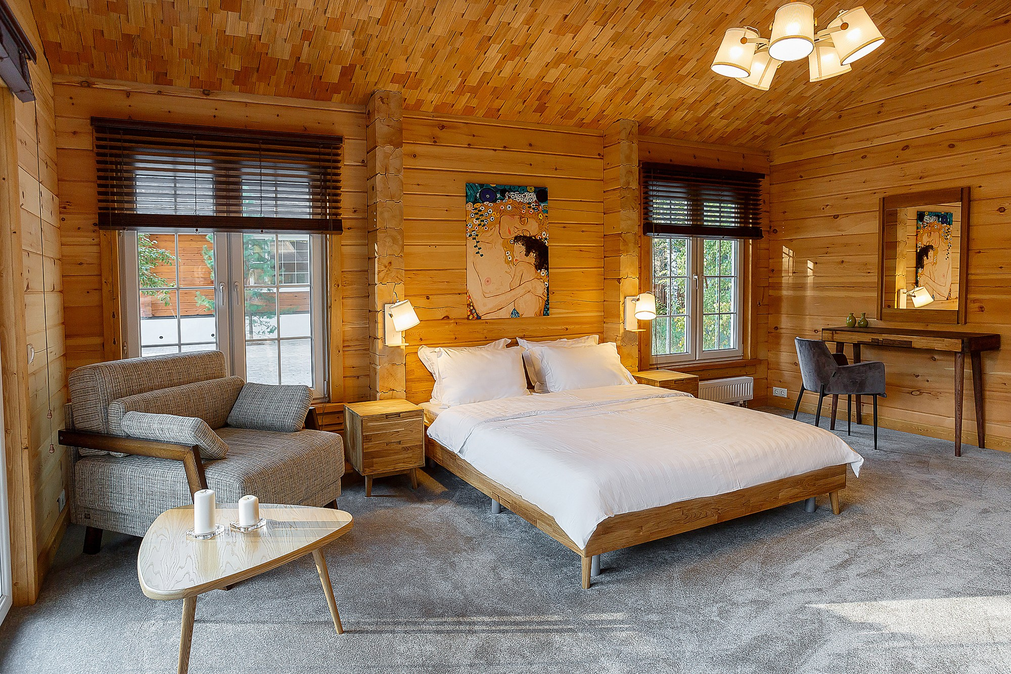 Интерьер спальни загородного отеля Владимирская область