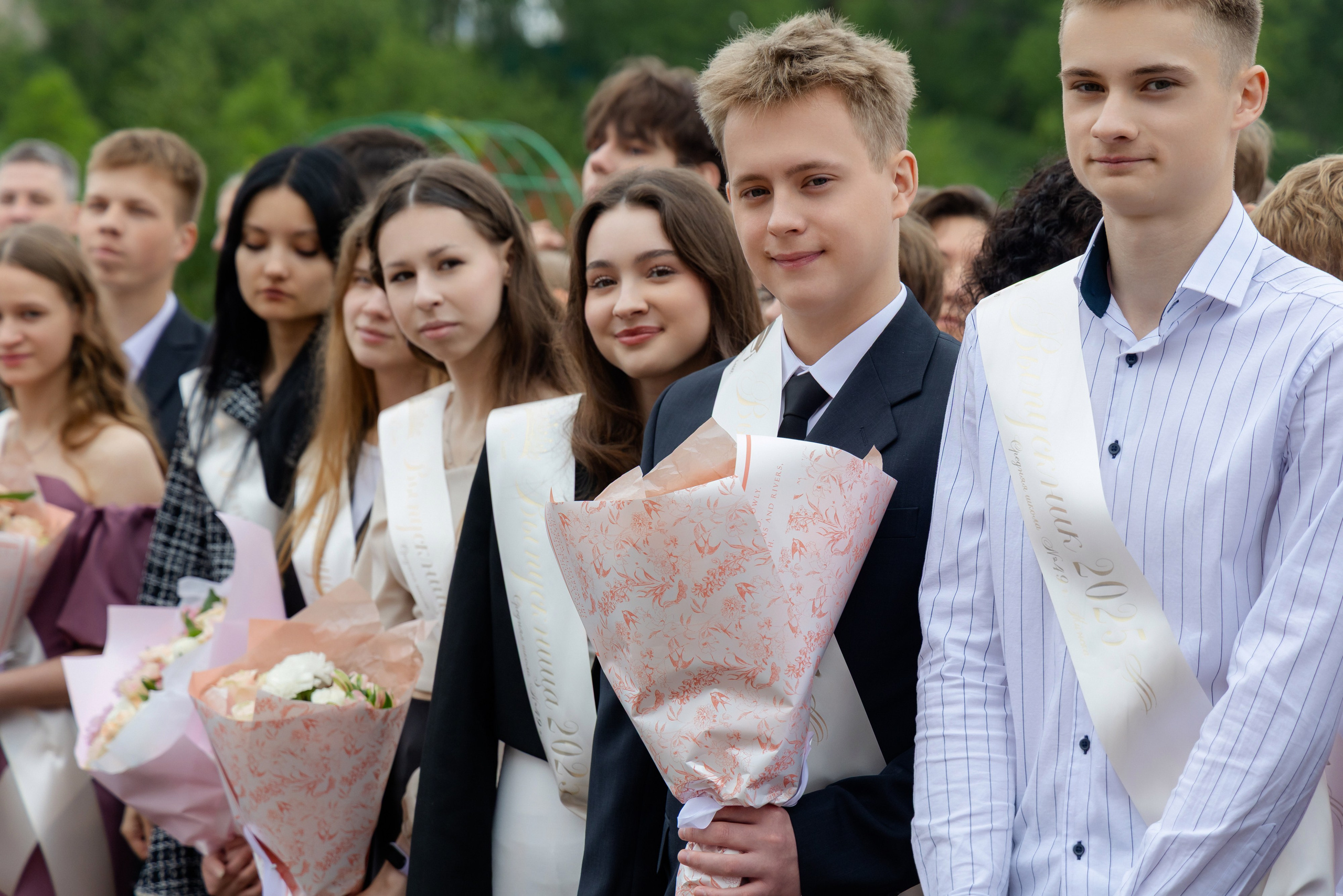 Последний звонок 2025 в Минске. Свадебный фотограф в Минске/Беларуси Сергей Спиридонов