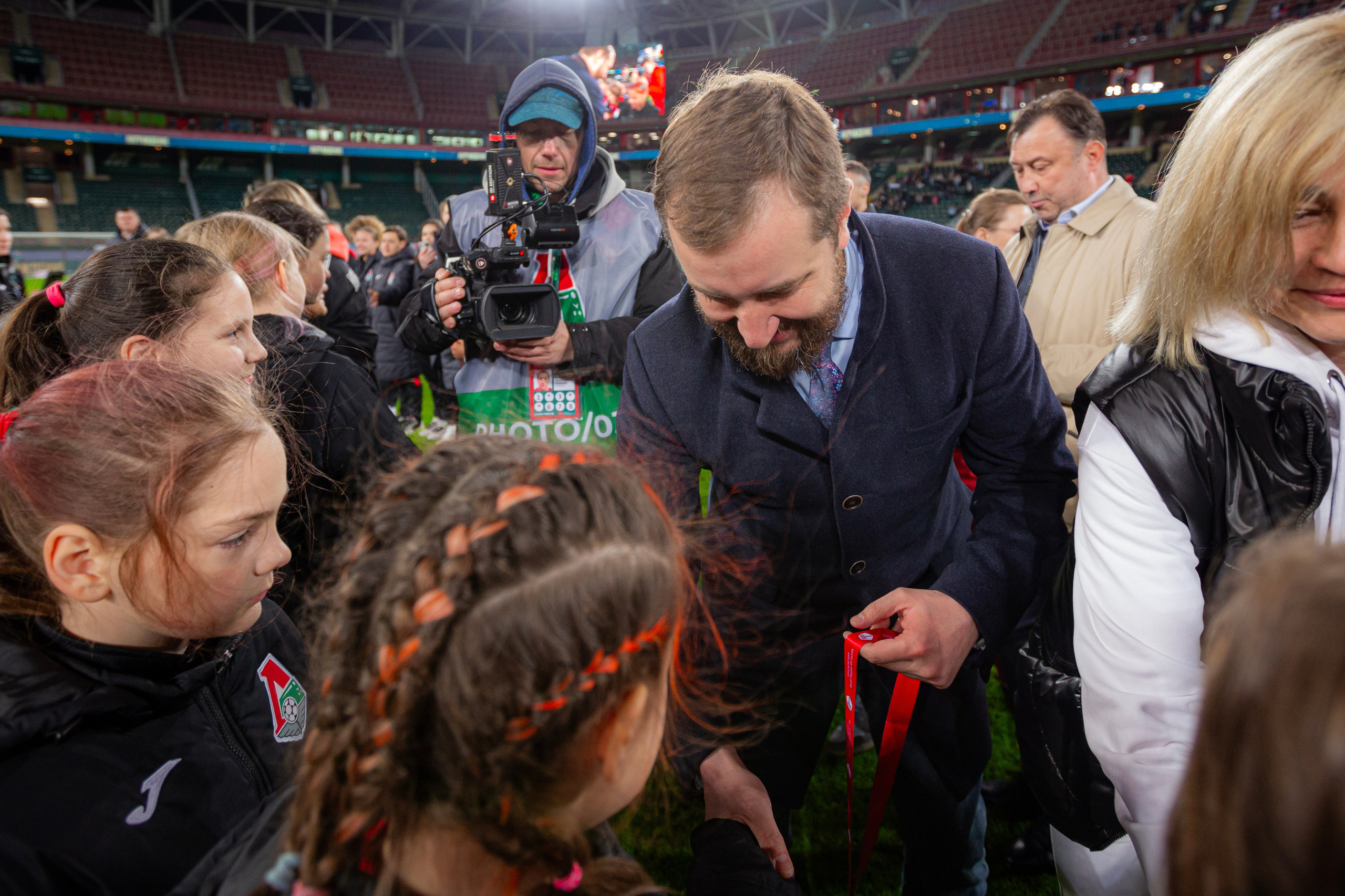 НАГРАЖДЕНИЕ ЖЕНСКОГО ОТДЕЛЕНИЯ АКАДЕМИИ ФК ЛОКОМОТИВ. Artem Zenin Photography