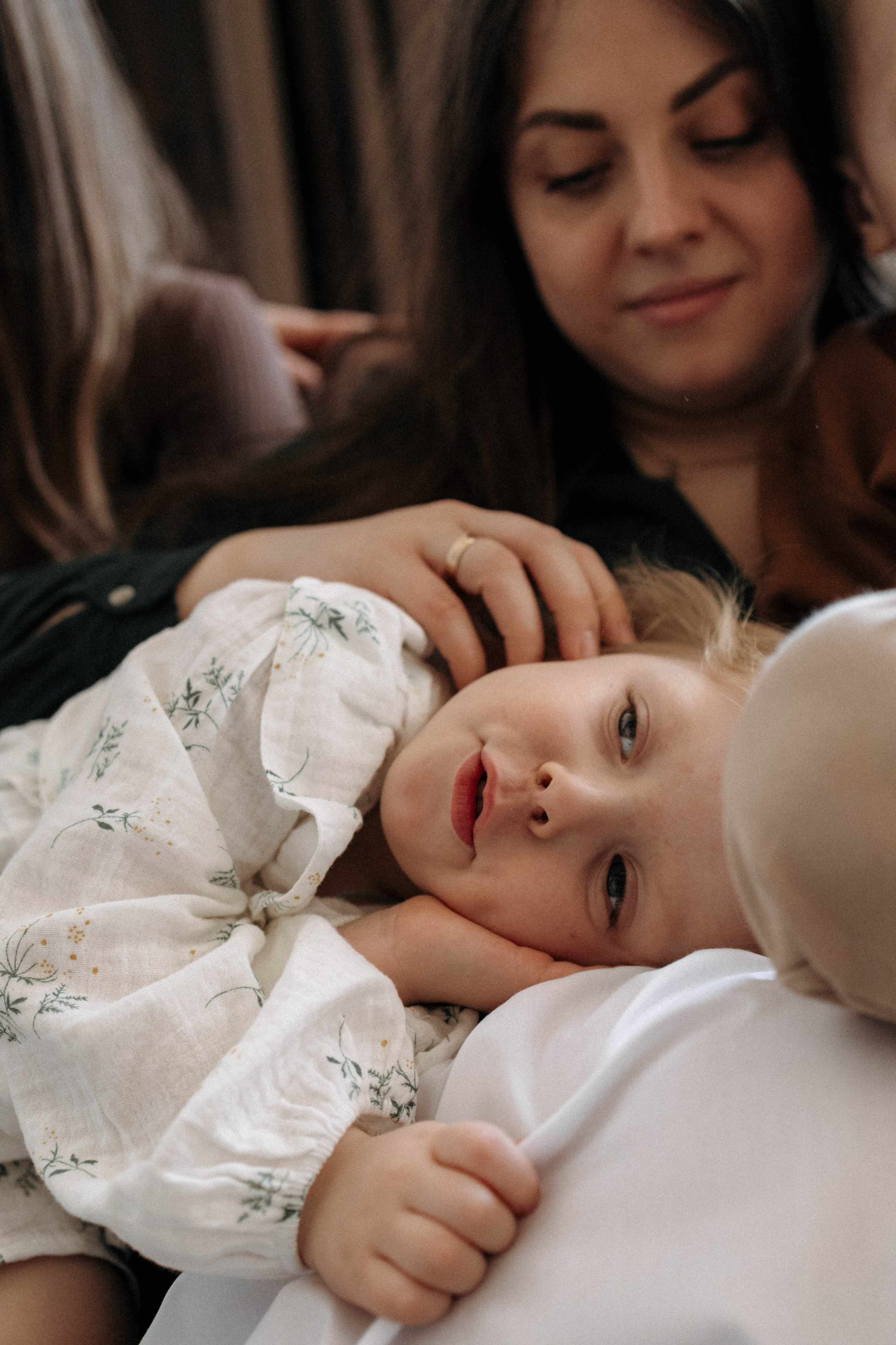 Студийная съемка большой семьи. Семейный и детский фотограф в Москве Маргарита Сереброва