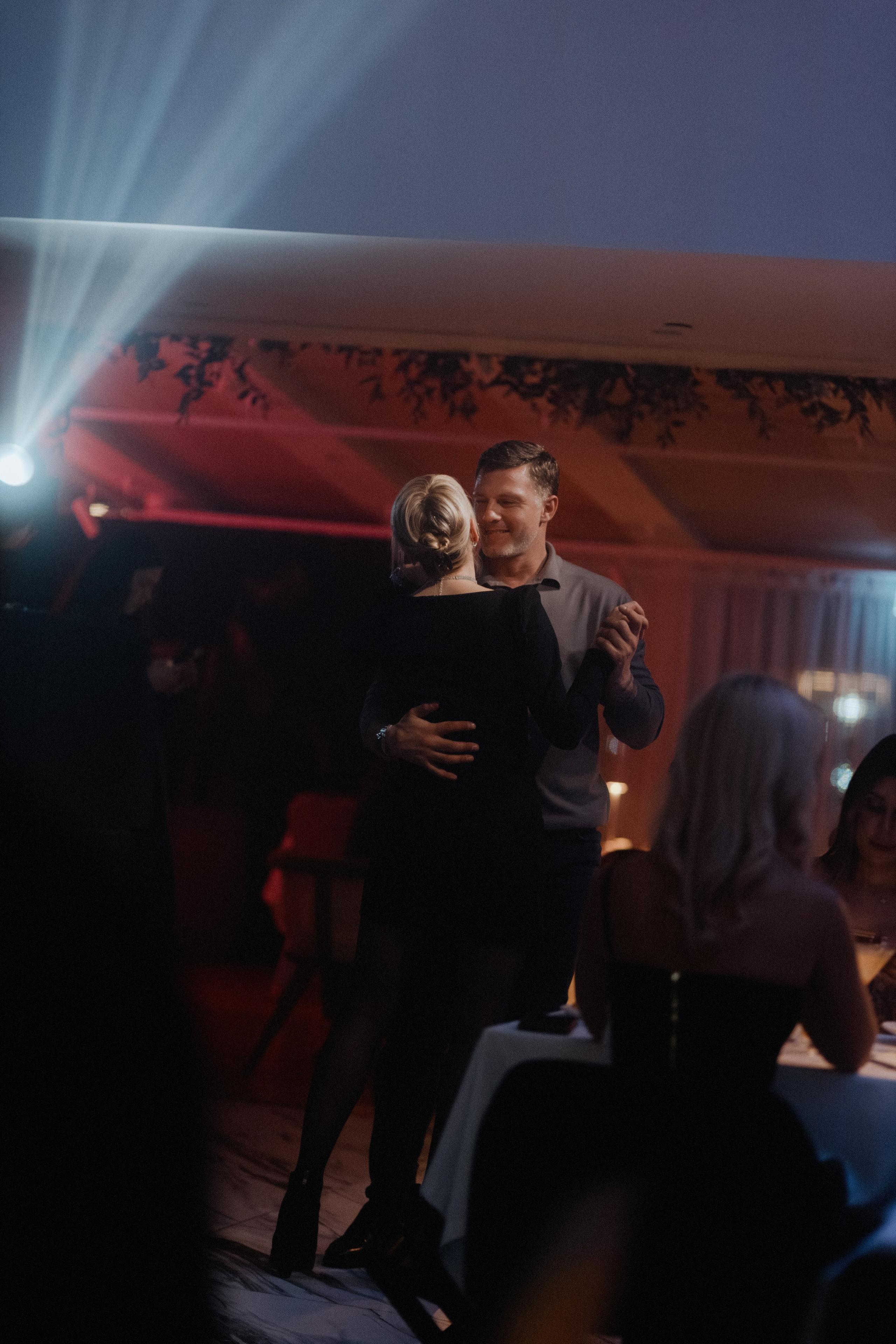 8 марта (воскресенье). BENUAR Restaurant