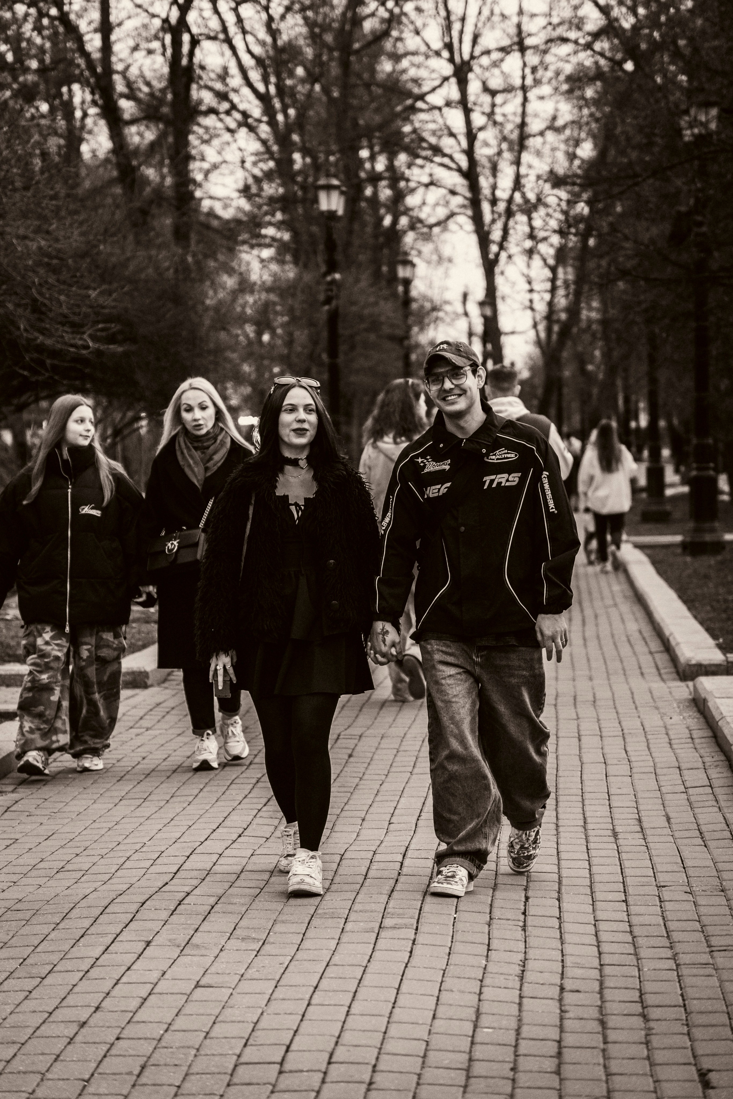 Фотосъёмка уличных прохожих. Фотограф для маркетплейсов, фотоуслуги в Жуковском Татьяна Марсуверских