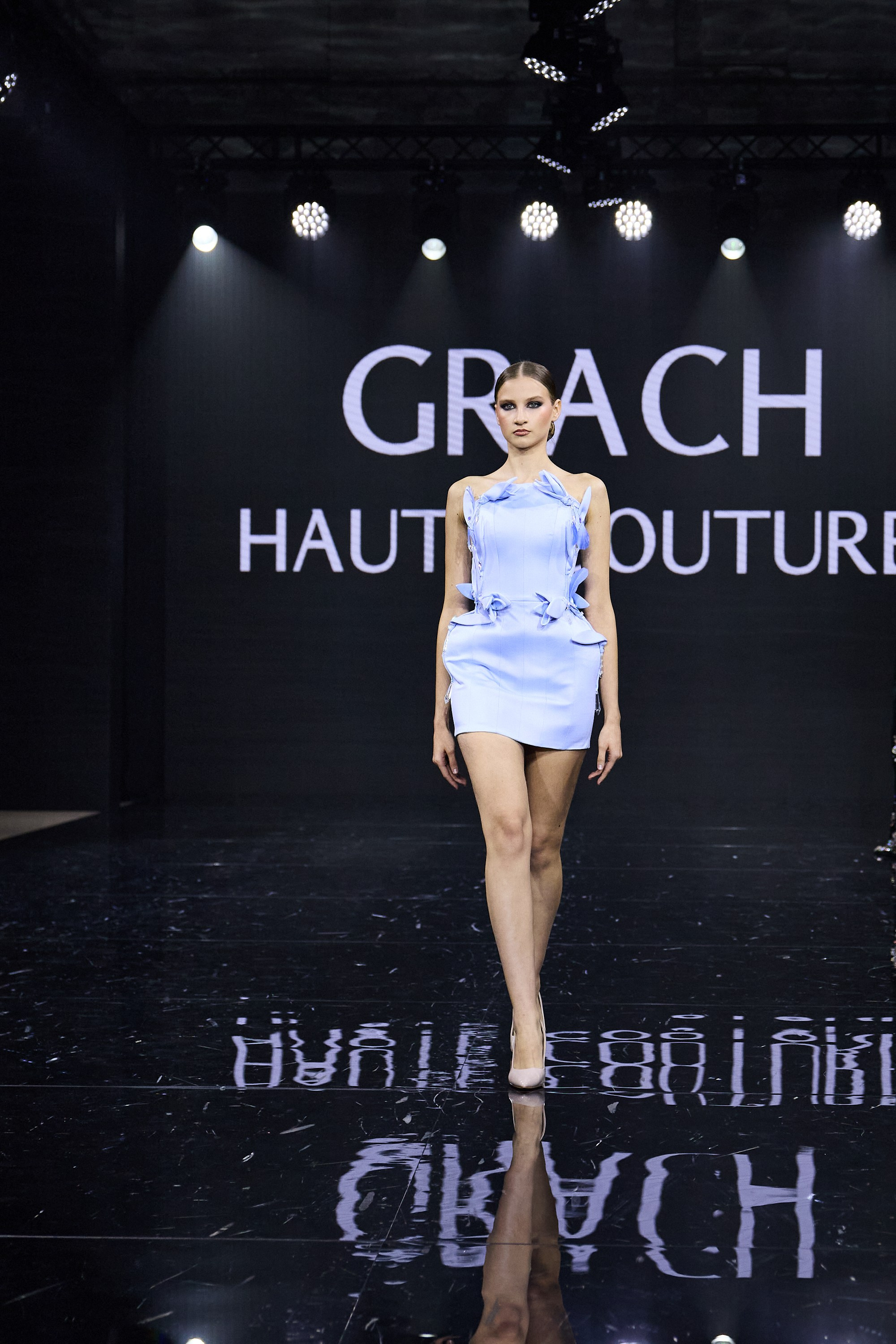 Sochi Fashion Week 2025. Профессиональный фотограф в Сочи Виктория Джой. Обучение