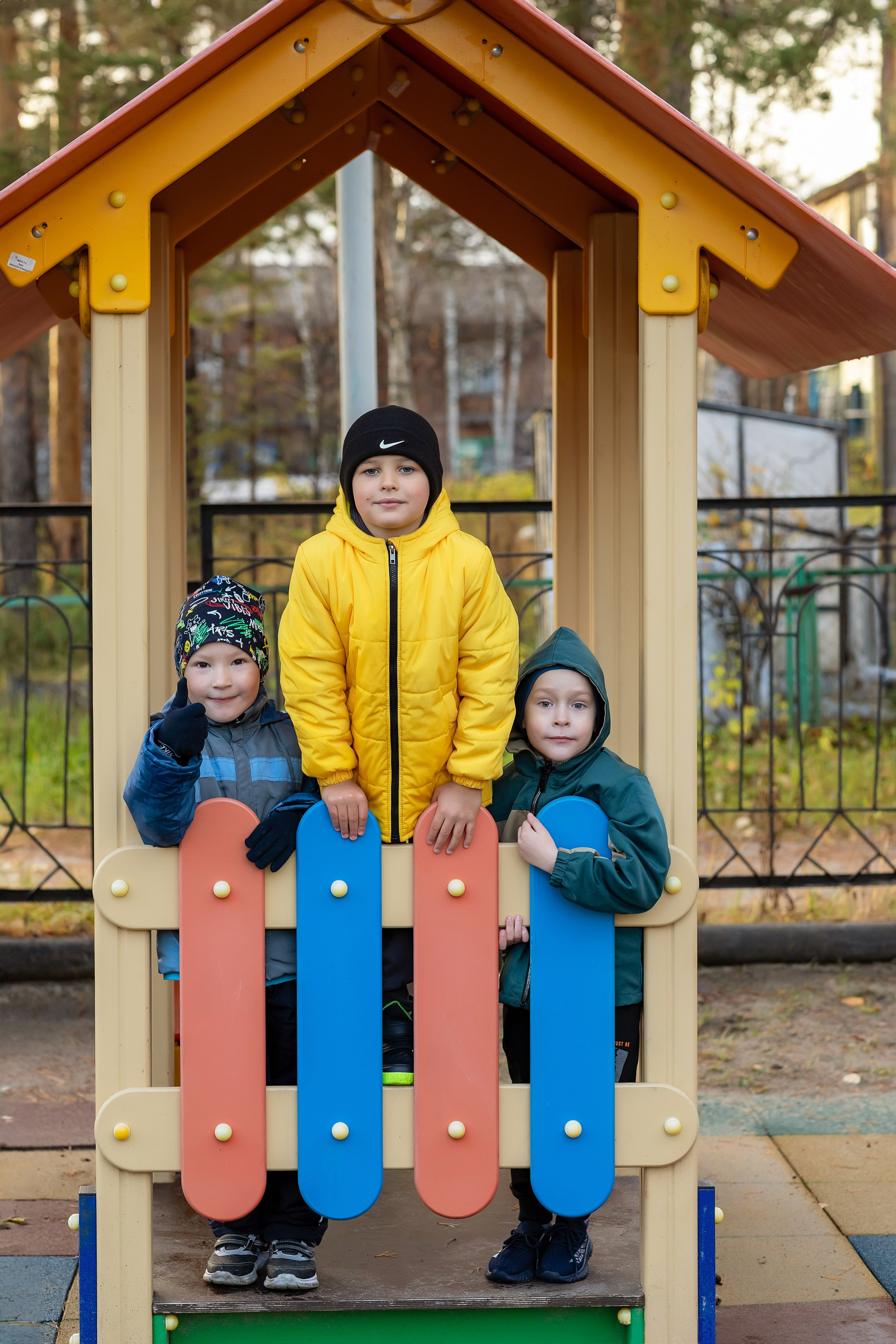 Примеры фото ДЕТСКИЙ САД. Фотограф Радужный ХМАО, Школьный фотограф, семейный фотограф, выпускной альбом