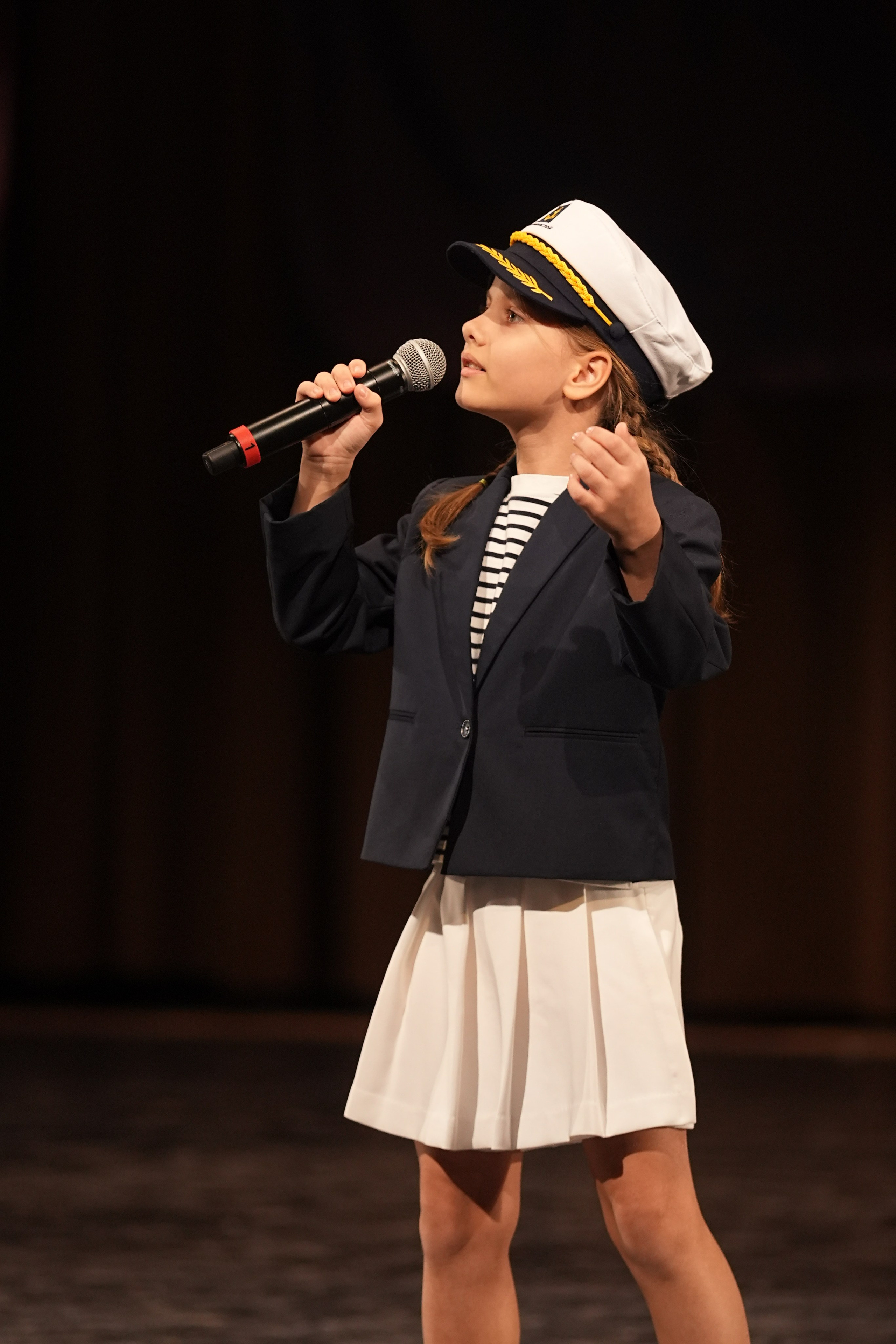 7 декабря, блок 1, г. Москва. Золотое яблочко