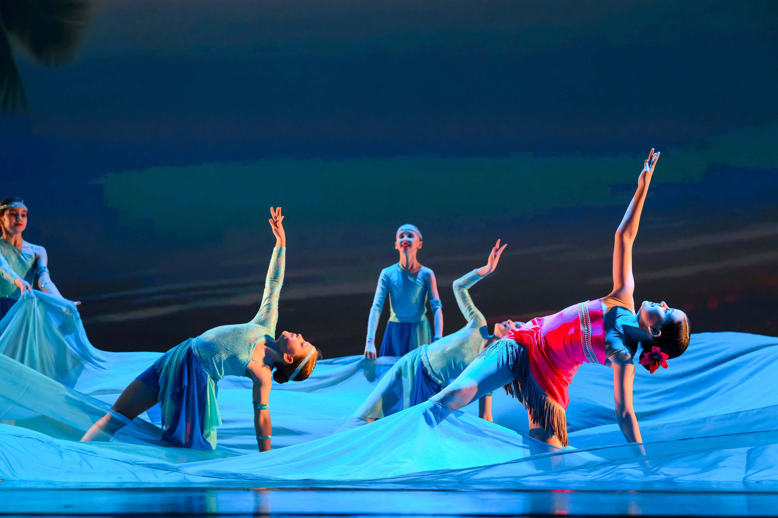 23 апреля, часть 1, БКЗ Октябрьский, г. Санкт-Петербург. Золотое яблочко