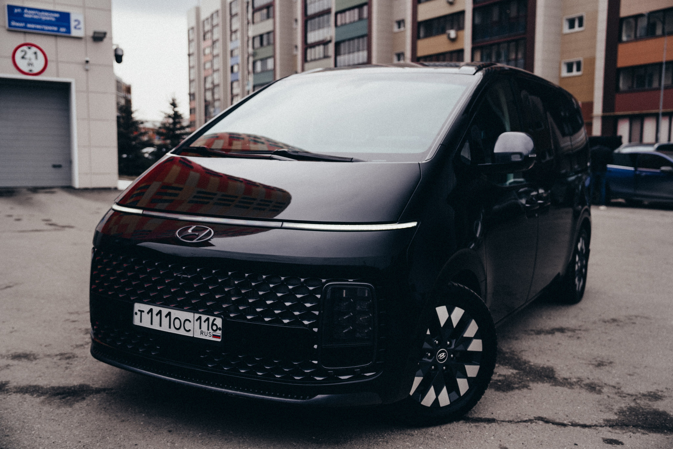 Hyundai Staria. Идеальные портреты для соцсетей — Фотограф Ленар