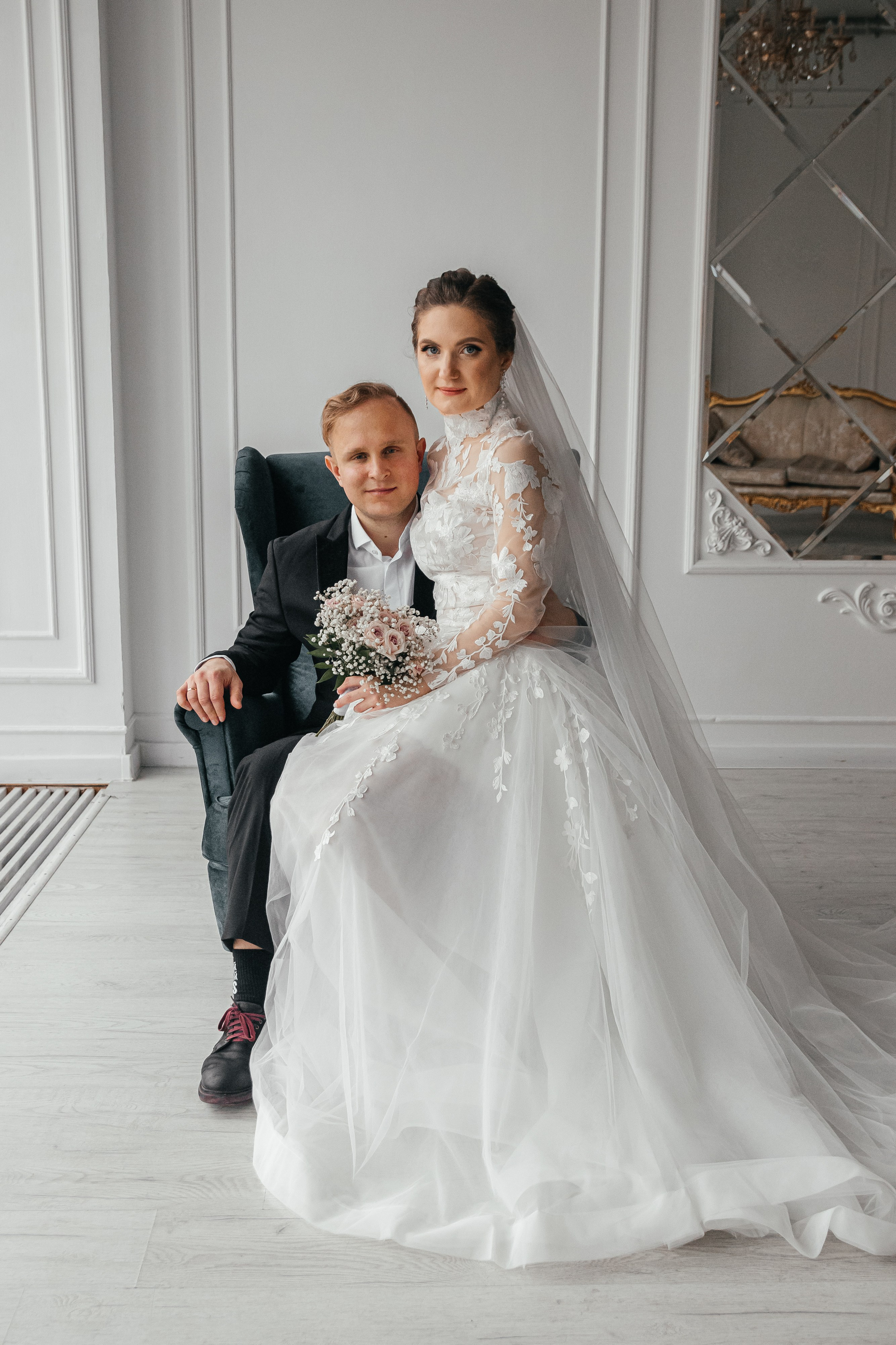 Привет, я - Кирилл, свадебный фотограф из Минска. Выезжаю по всей Беларуси.