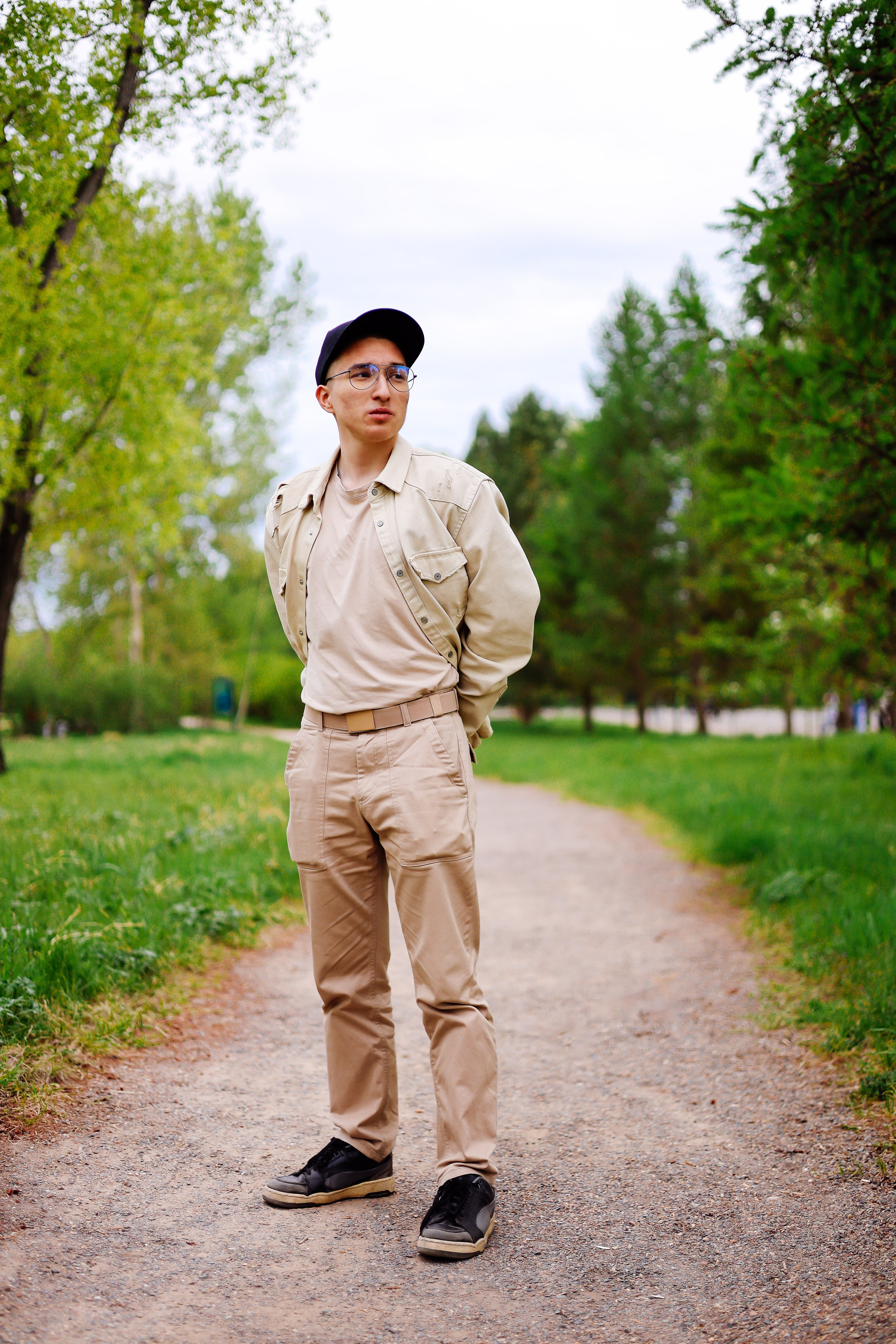 МУЖСКИЙ ПОРТРЕТЫ УЛИЦА. Фотограф Красноярск съемки лавстори, фотосессия в студии, портретная съемка, творческие фотосессии