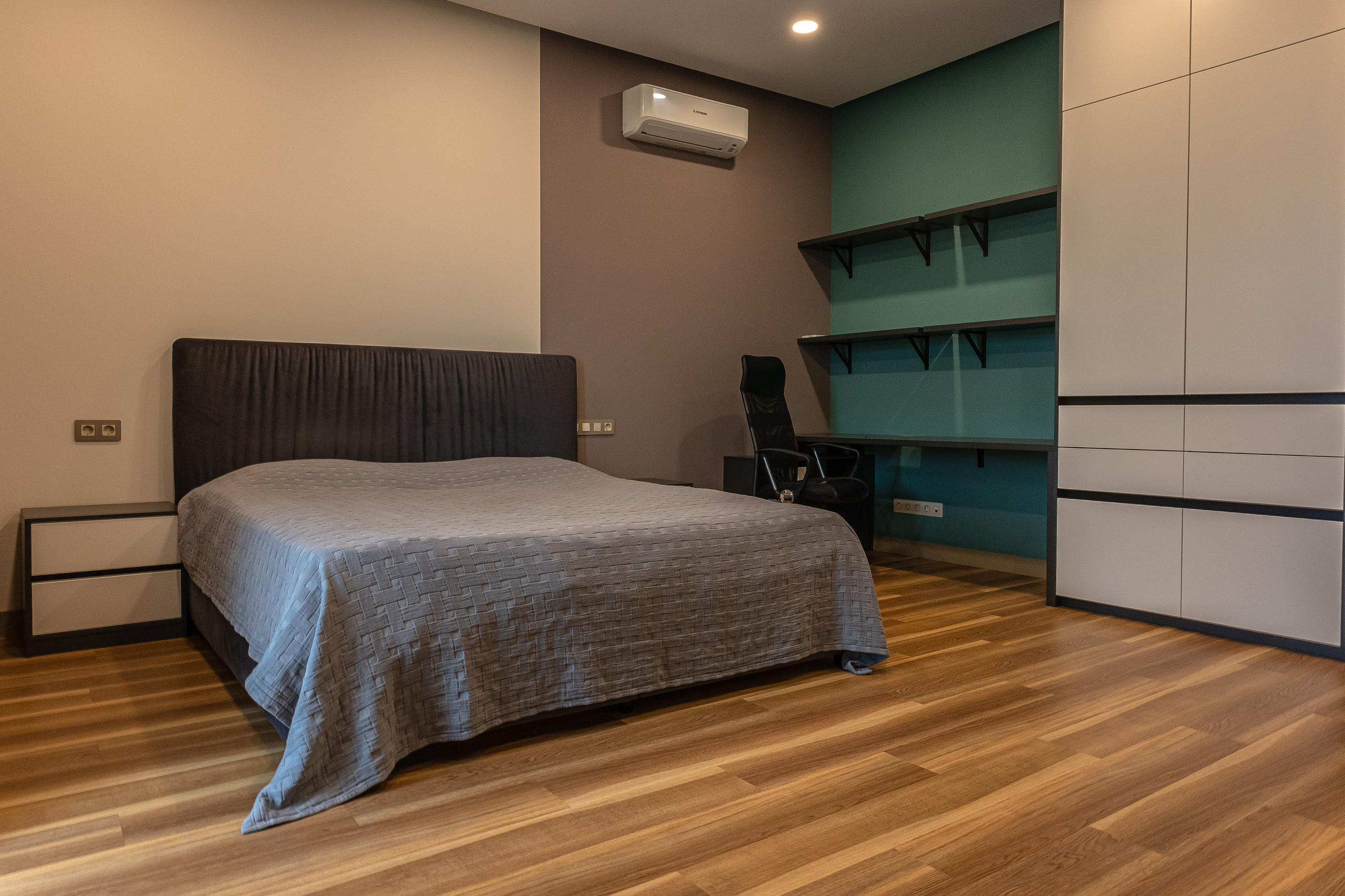 Дом 1. Фотограф Антон Катунин | Симферополь