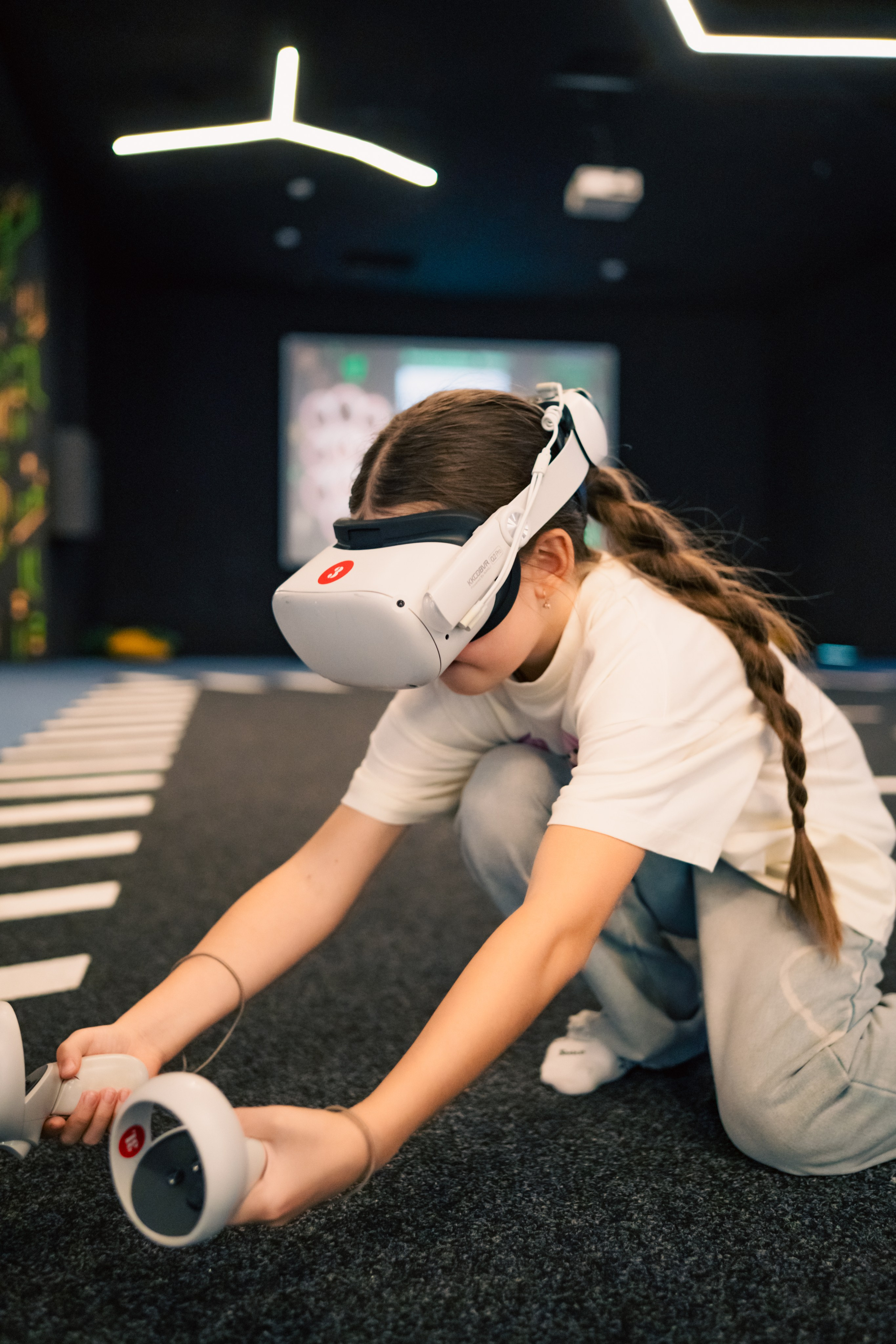 VR April-May. Felixtones